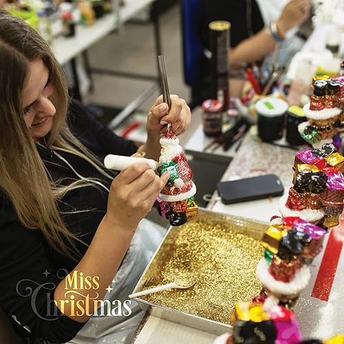 Miniatura 16 de Miss Christmas Colección 2022 Adorno de árbol de Navidad de cristal soplado de Papá Noel (Santa con barril de whisky) Papá Noel con barril