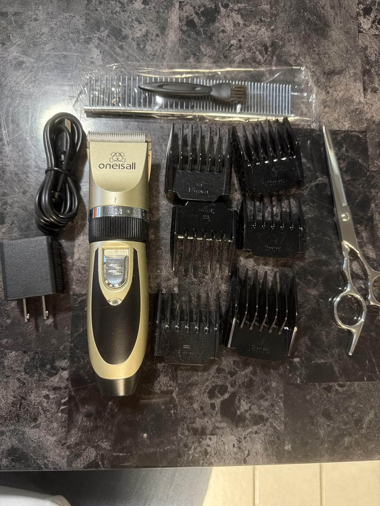 Pet Clipper – Low Noise, Cordless & Easy to Use