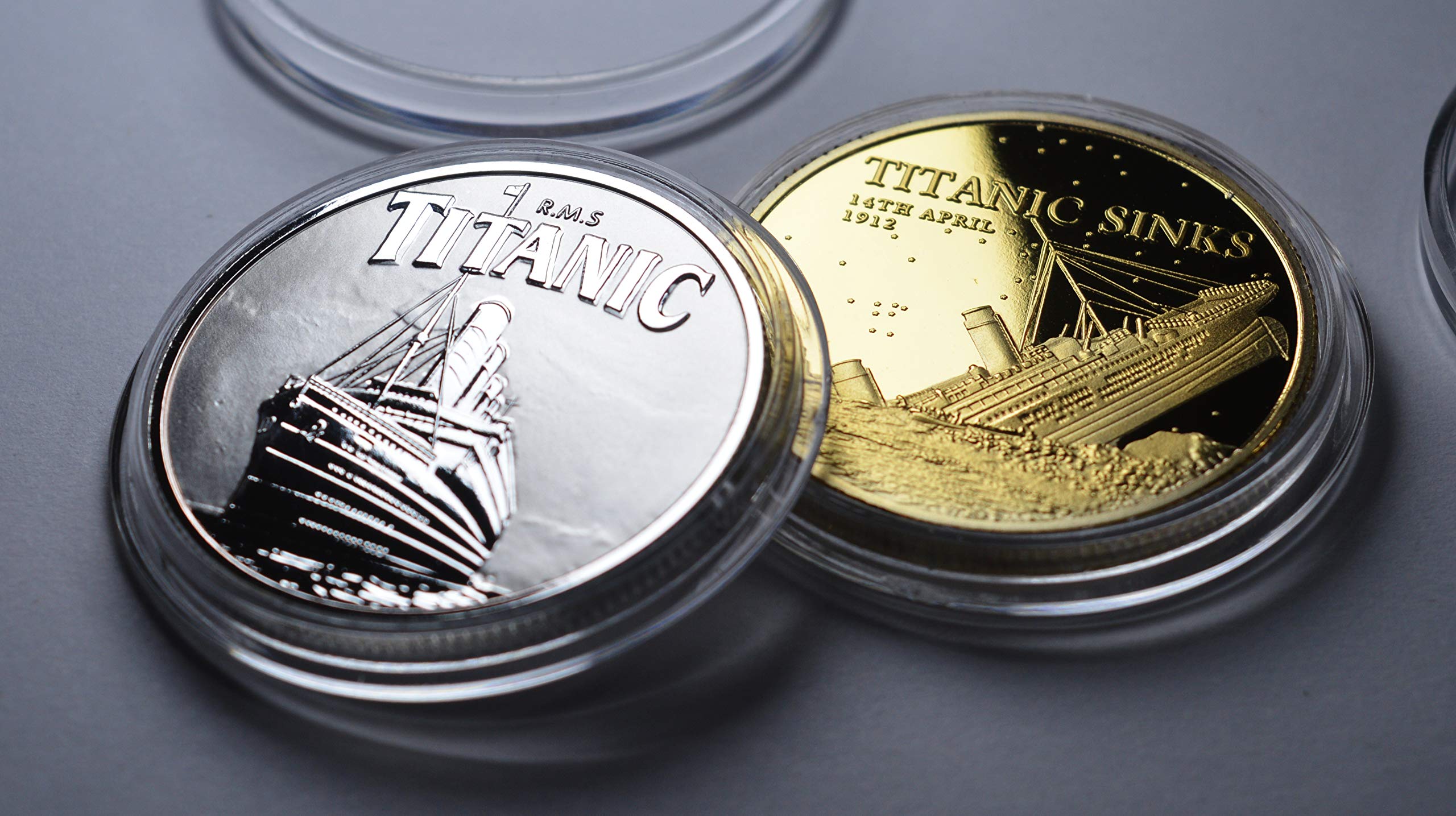 The Commemorative Coin Company Silver/Gold/White Pair Of Rms Titanic .999 & 24Ct Commemoratives In Capsules. Ocean Liner, Olympic Class, Star Line, 1912