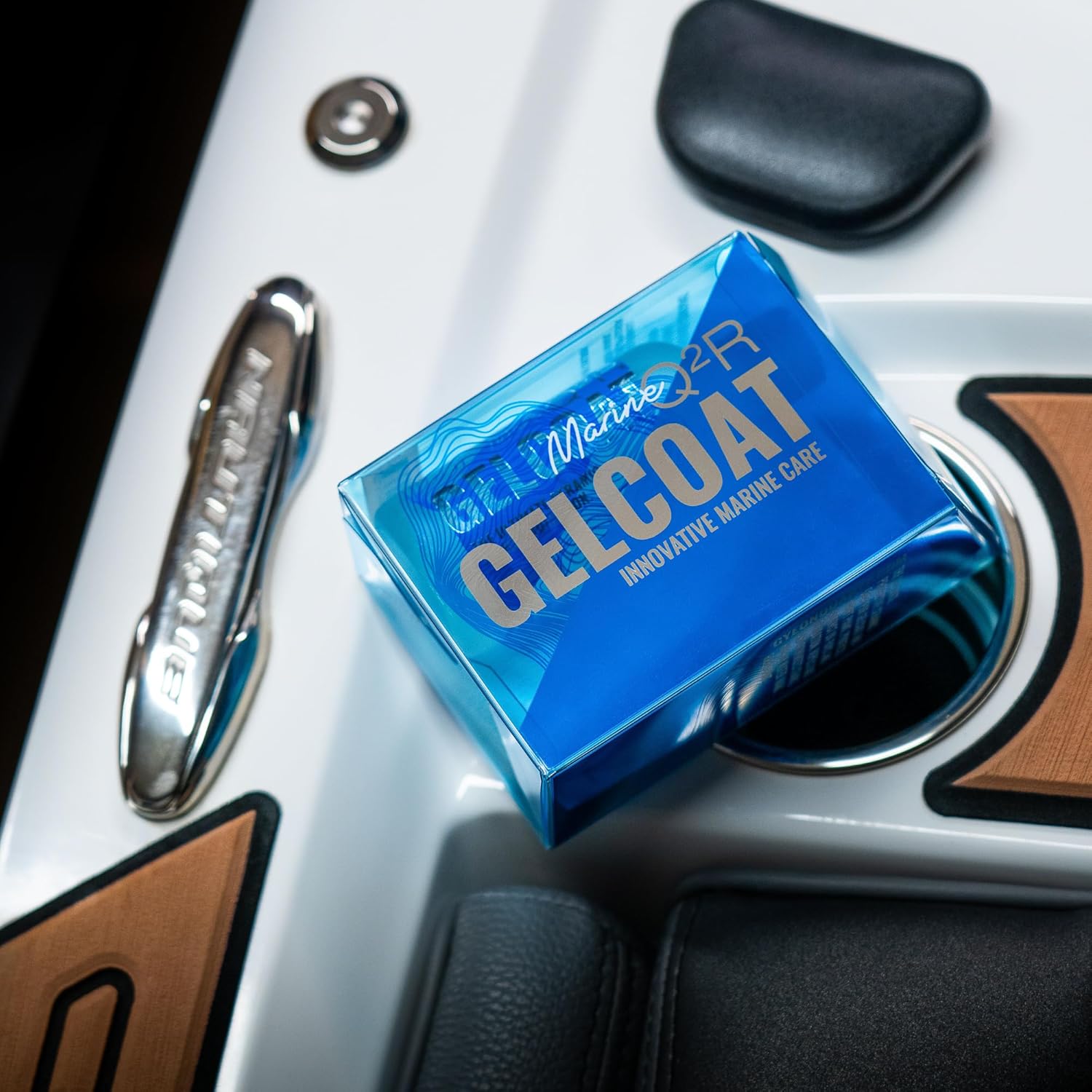Gyeon Marine Gelcoat Ceramic Coating – Ultra Gloss – sio2 Hard – Deep Shine - Single Layer – Water Spot Resistant - Extreme Durability 100ml - Ceramic Coating for Boats, Yachts & Watercrafts