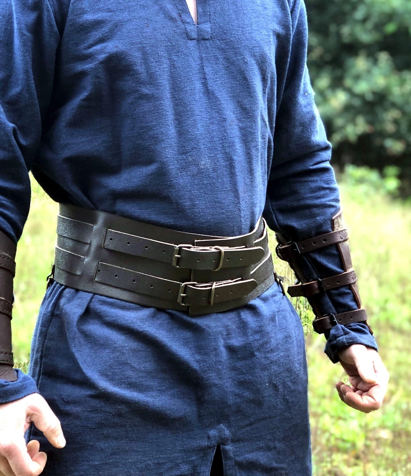 Leonardo Carbone® Unisex Breiter Wikingergürtel Solveig - Ledergürtel Herren, Wikinger Kleidung Herren, Gürtel Damen, LARP, Karneval, Accessoires Cosplay, Hobbit Kostüm - 100% Echtleder