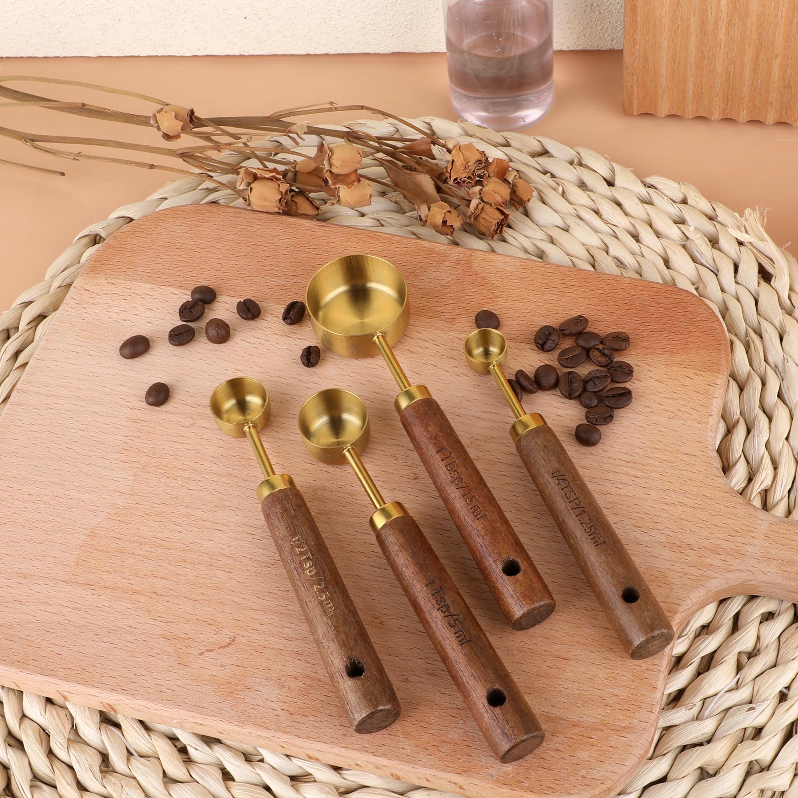 JJUNW 4 Stück Messlöffel Set, Edelstahl Teelöffel Messlöffel mit Holzgriff Mini Löffel Gewürzlöffel, 1/4 TSP, 1/2 TSP, 1 TSP, 1 TBSP Messlöffel zum Backen von Speisen