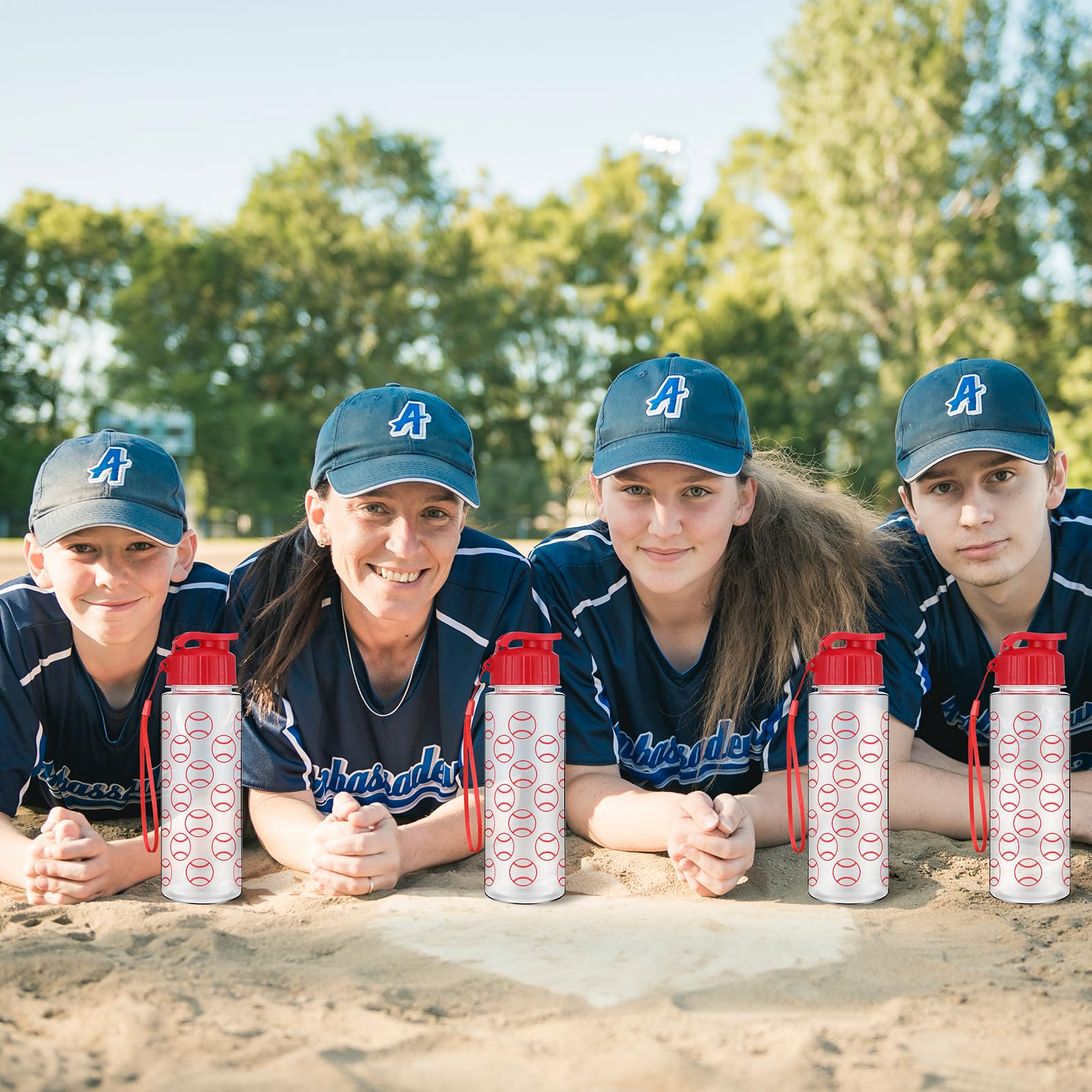 Funnymoom 12 botellas de agua de béisbol de 17 onzas, botella deportiva de béisbol con tapa abatible a prueba de fugas, botellas de agua de plástico reutilizables para equipo de béisbol, accesorios de