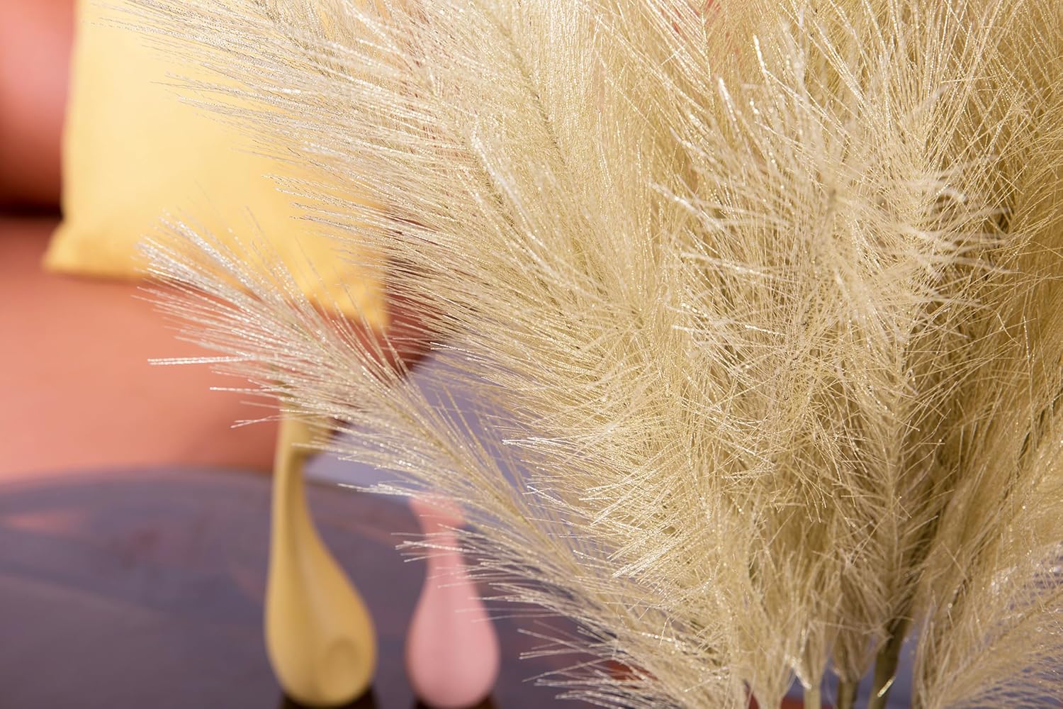 UiiziC Faux Pampas Grass 6 PCS 33.5"/85cm Dried Fluffy Bling-Bling Artificial Flowers Ascendant Grass for Vase Fillers Wedding Party Bouquets Home Hotel Centerpieces Decor （Golden）