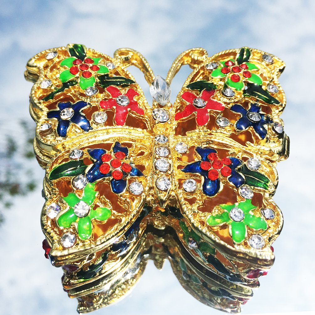 蝶のデザイン小物入れ