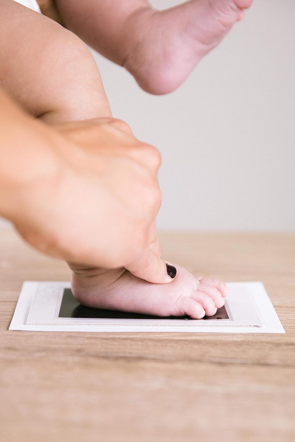 Pearhead First 5 Years Chevron Baby Memory Book with Clean-Touch Baby Safe Ink Pad to Make Baby's Hand or Footprint Included, Blue : Baby