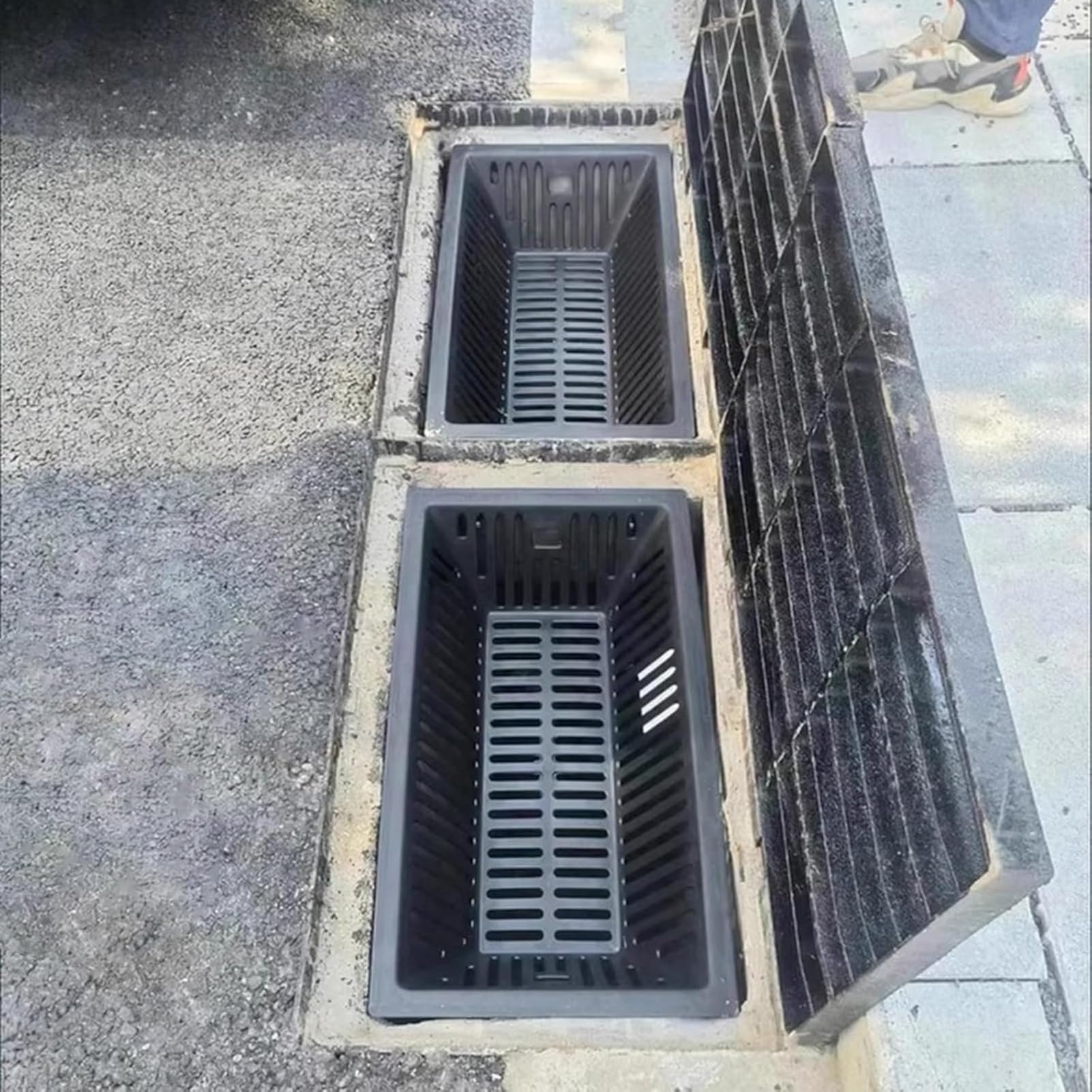 GOCHUSX Drain Cover Sewer Grate, Rectangular Catch Basin Drain Filter, Sewer Grate Outdoor Drain Cover for Garden, Lawns, Landscaping Patio Sidewalks(Black-5PCS)