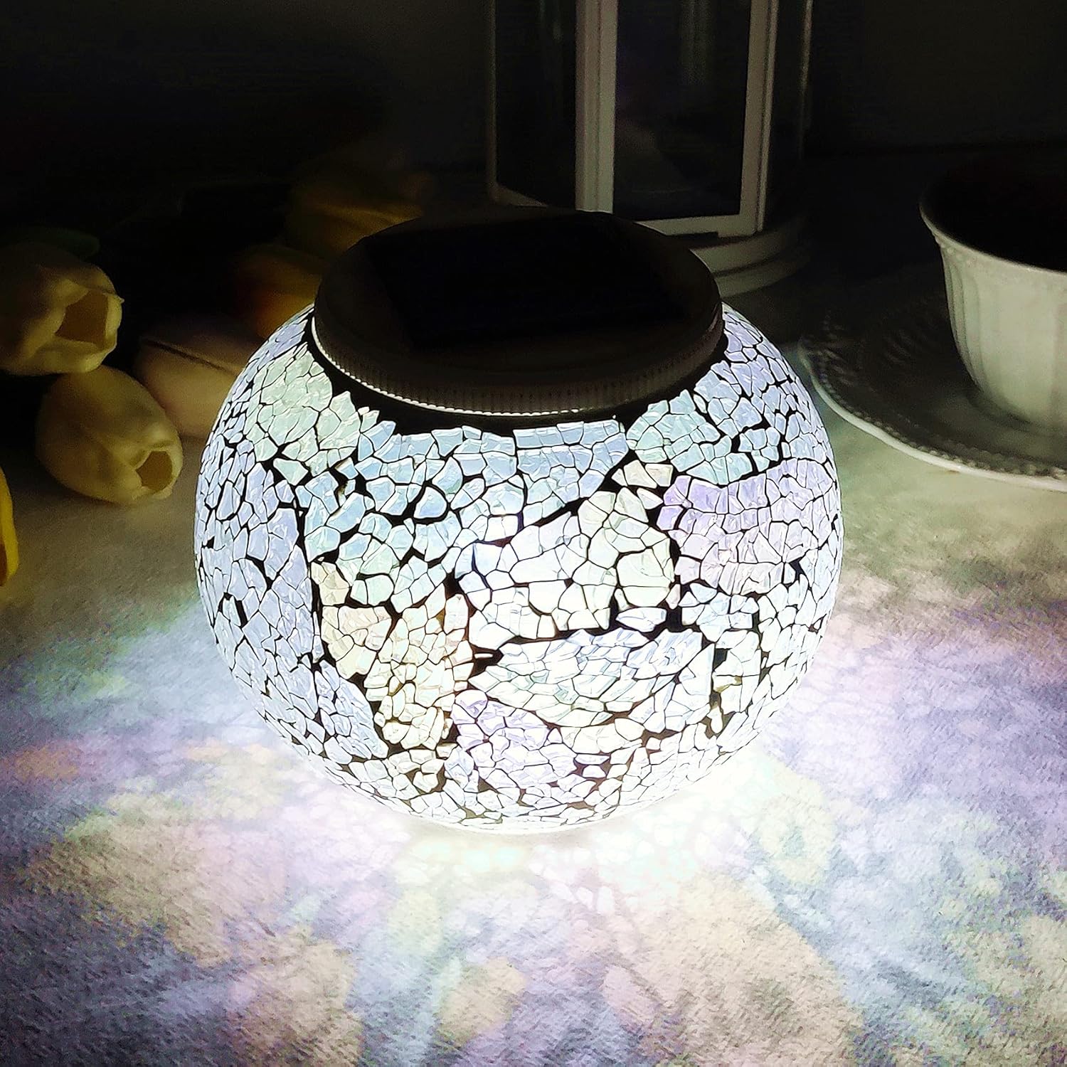 Solar Glass Ball Table Light Color Changing Solar Powered Mosaic Crackle Glass Table Lamps Waterproof LED Night Light for Bedroom Yard Patio Halloween Christmas Decorations (Crackle Glass, White) - - 