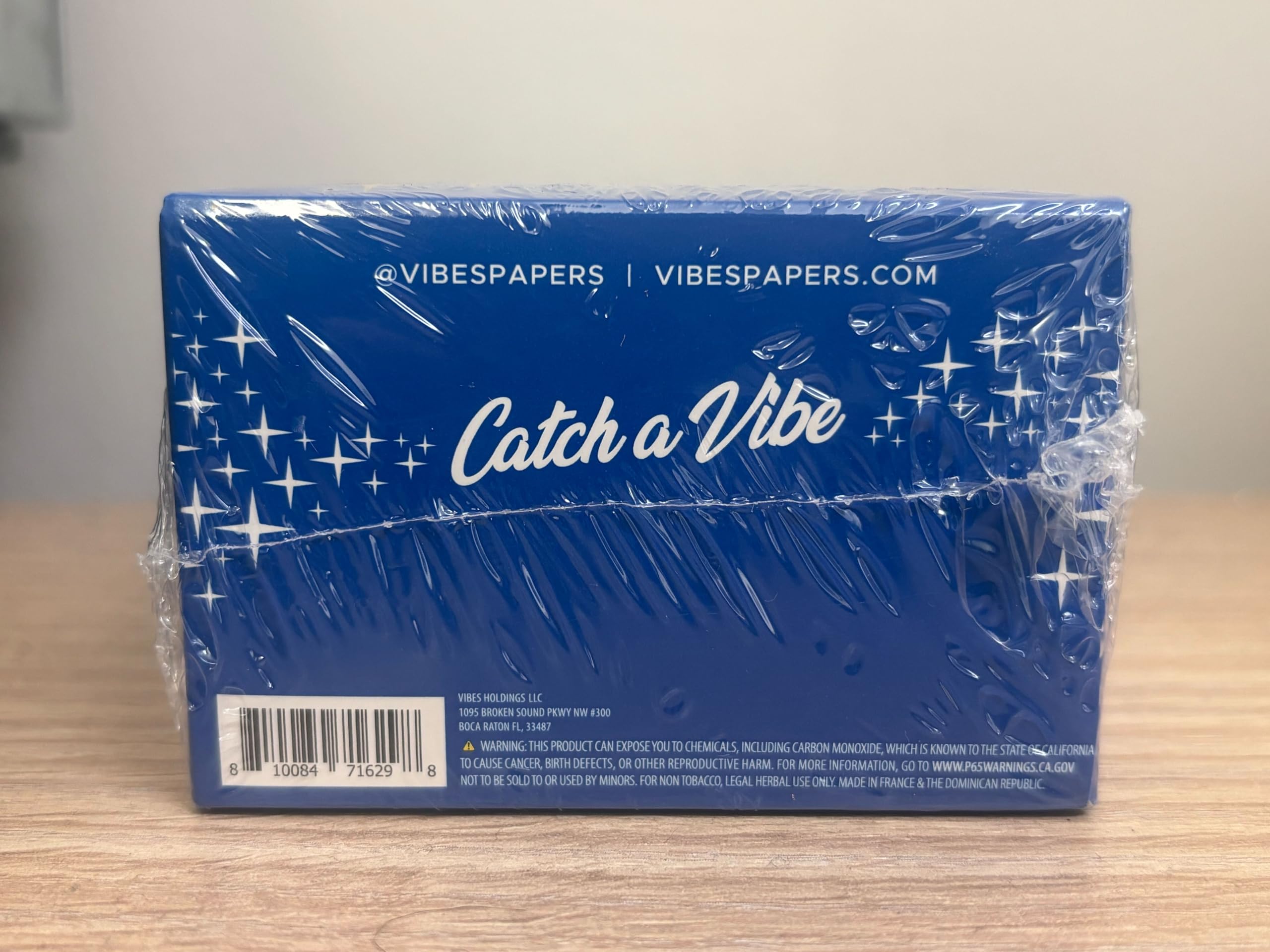 Amazon.com: Vibes Rolling Papers 1.25 (1 ¼) – Rice Paper, 50 Count Display  Box, 50 Sheets per Pack, Natural Rice Paper with Arabic Gum, Chlorine-Free  Technology : Health & Household