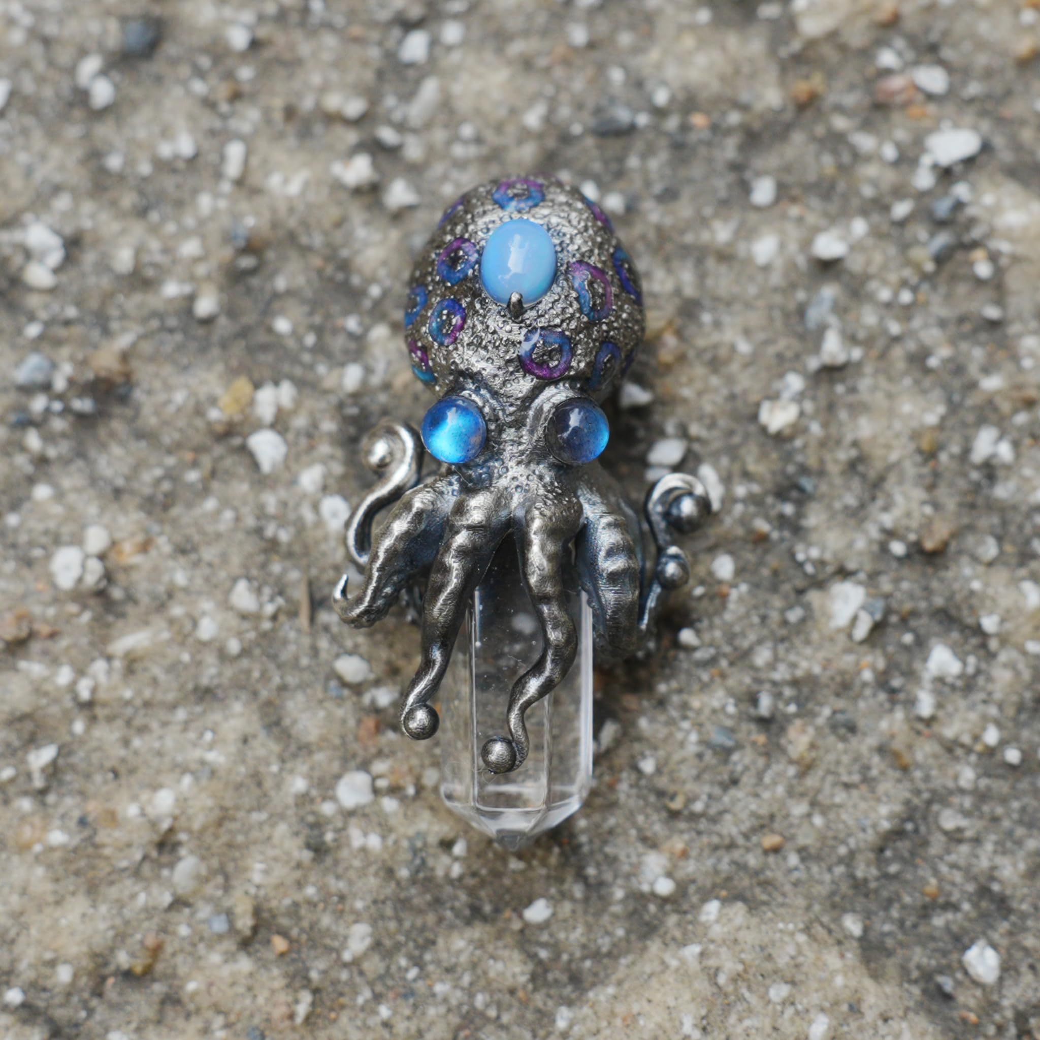 Generisch 925 Sterling Silber Oktopus Anhänger mit Labradorit und Bergkristall 3,7 x 2 cm 9 g Unisex Gothic Fantasy Schmuck