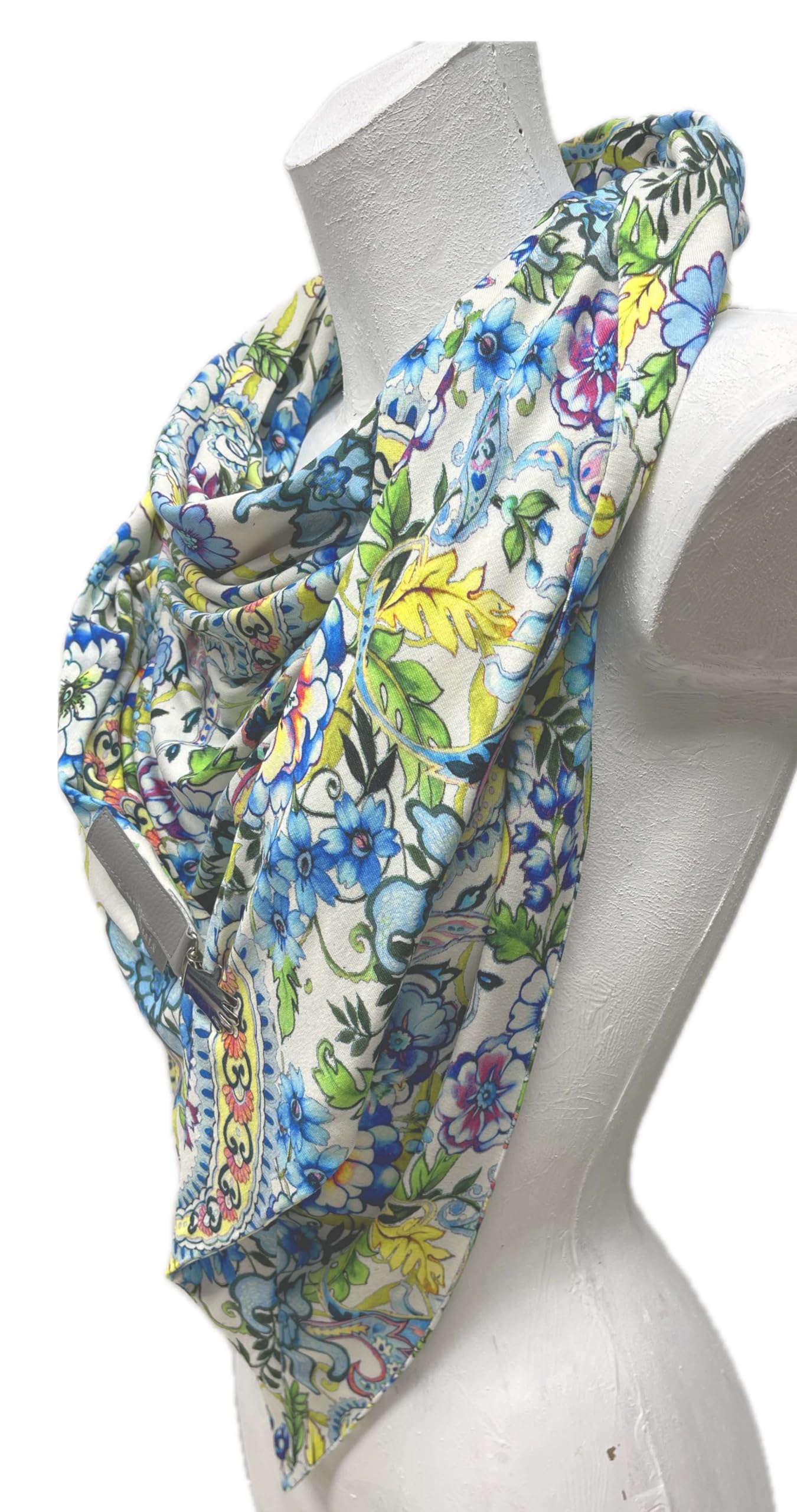 handmade - Handgemachtes XXL Dreieckstuch Paisley & Blüten – Viskose Jersey – bunt – beidseitig tragbar – mit Clipverschluss