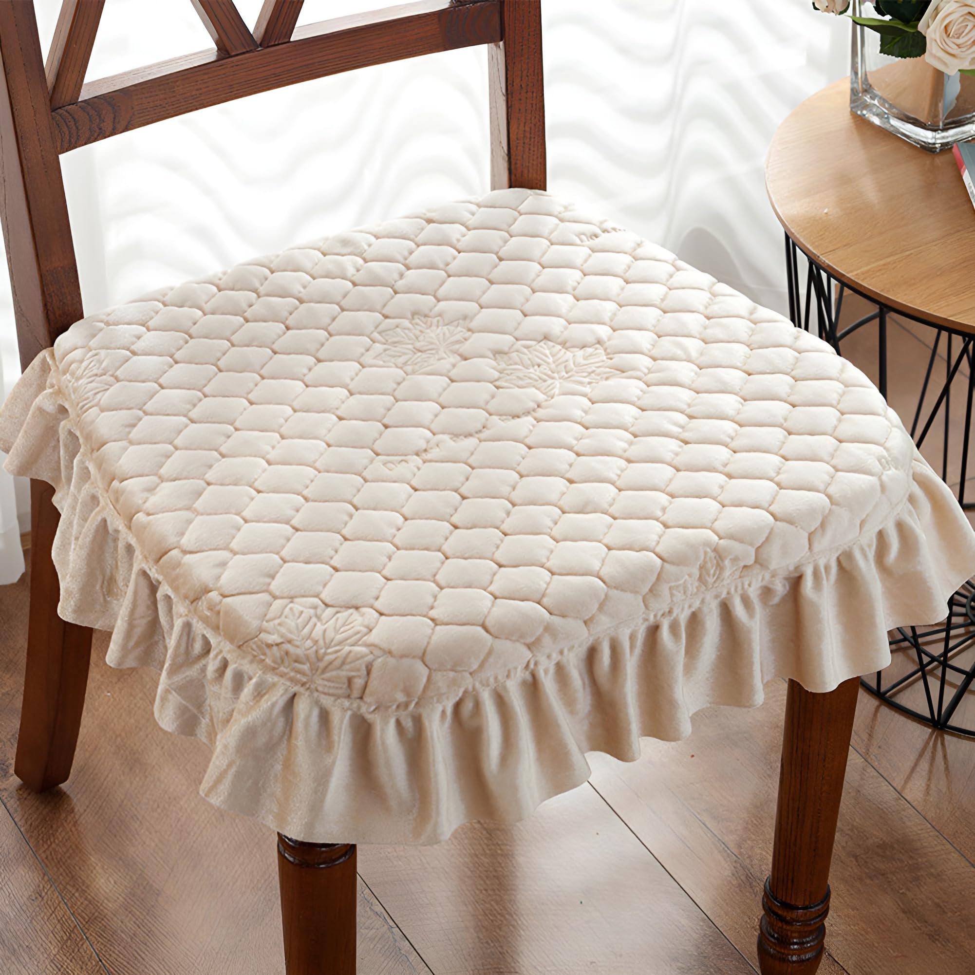 Housses de chaise à volants en dentelle européenne et attaches de fixation