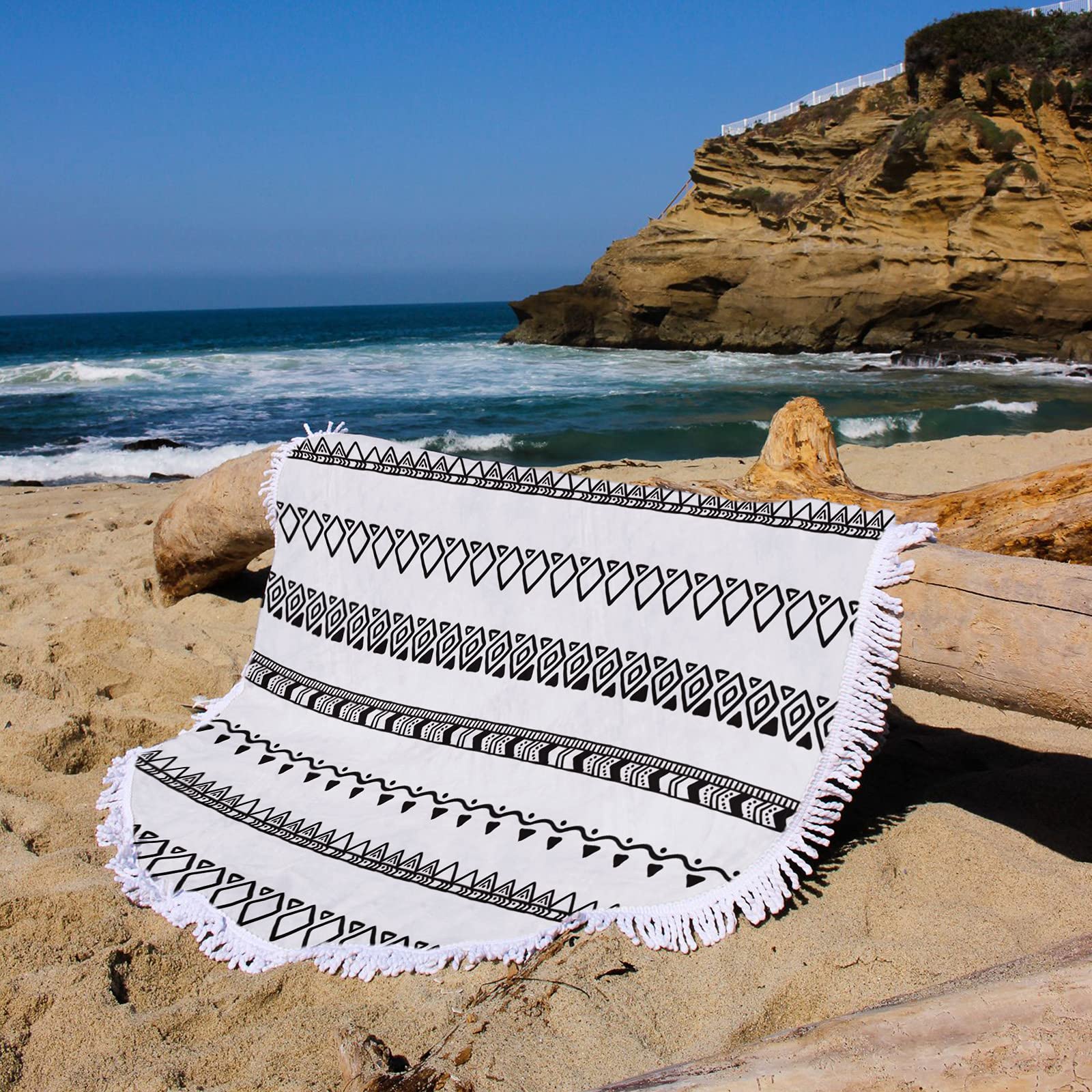 Travelon Beach and Picnic Towel Geometric Pattern Orange White a Over