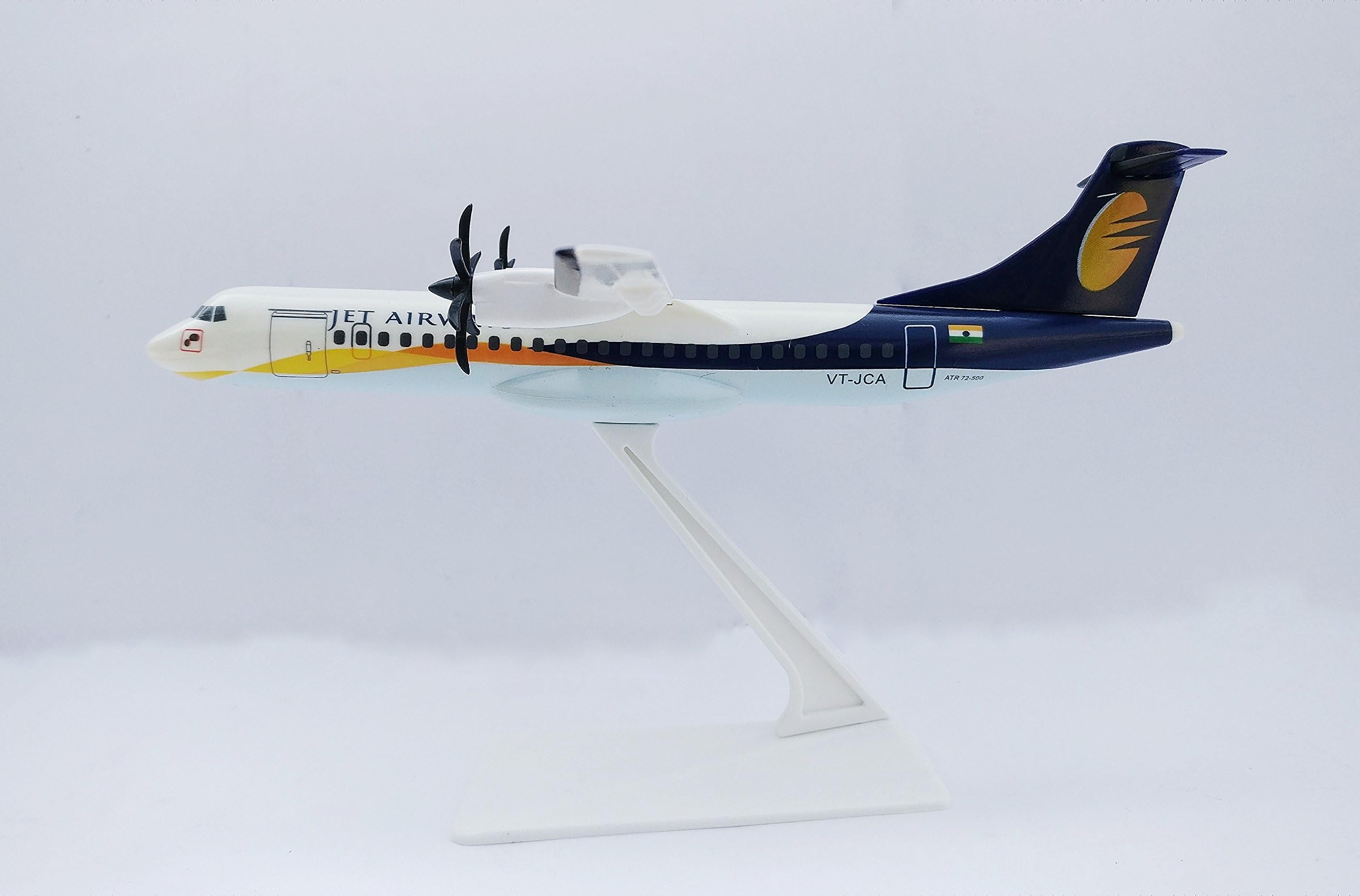 OHS Plastic Jet Airways ATR 72-500 with Stand, No Gear (Scale 1:150) 18x18x5.1cms (Multicolour)