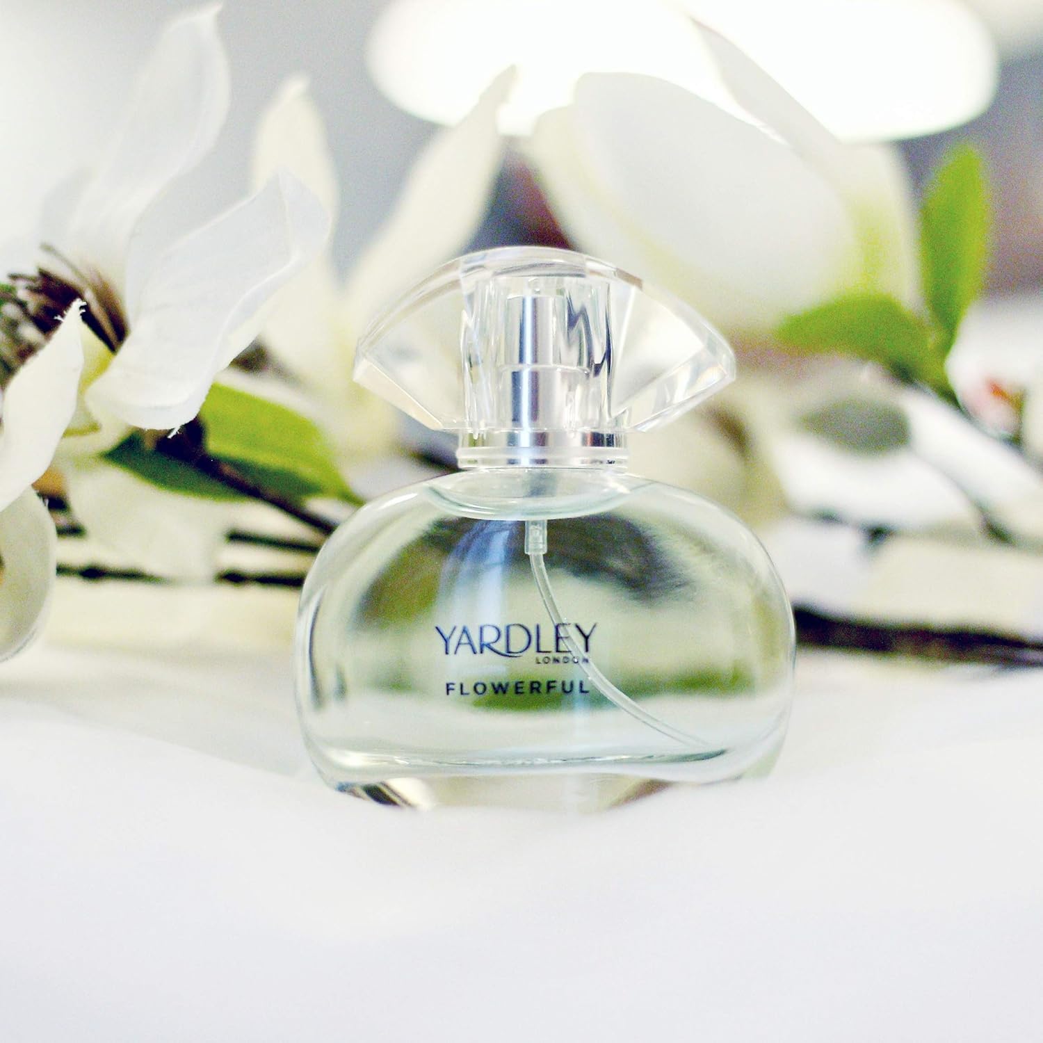 Yardley London Luxe Gardenia Eau de Toilette, Floral Womens Perfume with Notes of Bergamot and Sea Salt - Image 5