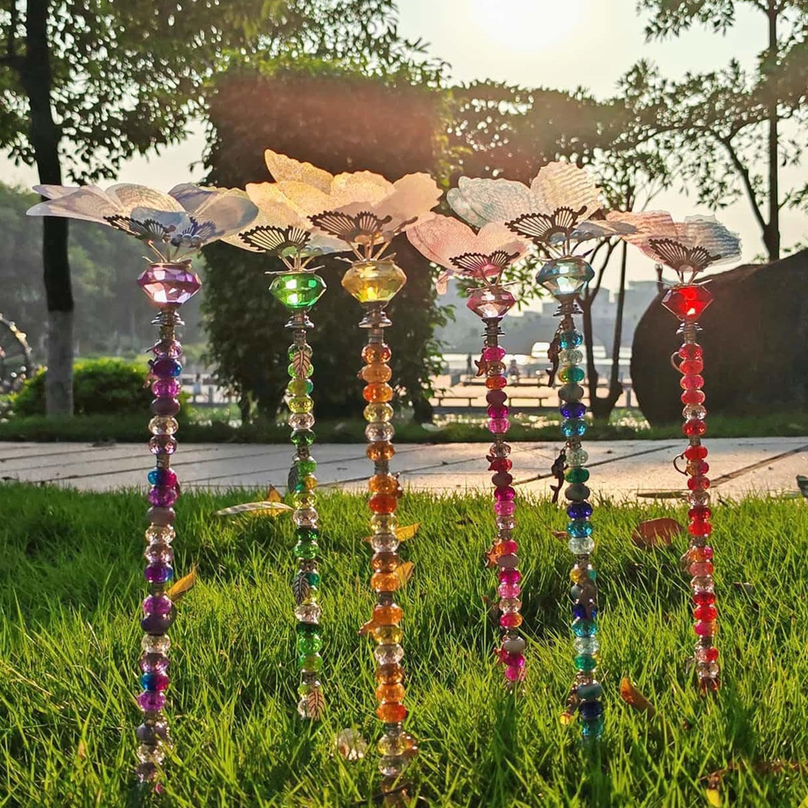 Fairy Garden Stakes Kit, akcesoria do dekoracji ogrodu, ogrodowego, ręcznie robione sztabki ścienne z 6 koralikami gwintowanymi, kryształami, orzechami i koralikami z otworami do