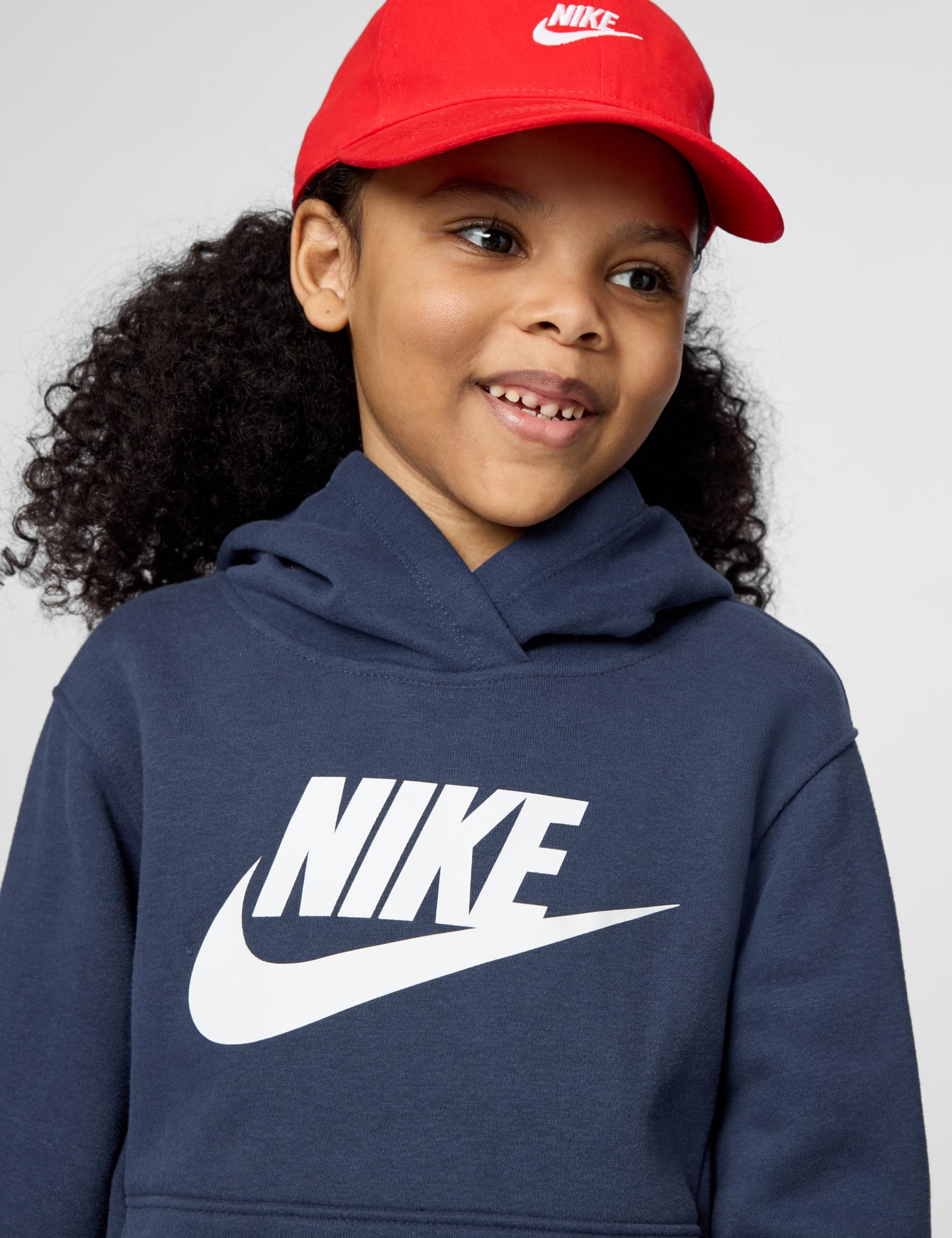Nike Club Fleece Sportswear Pullover Hoodie Felpa con Cappuccio Unisex - Bambini e Ragazzi