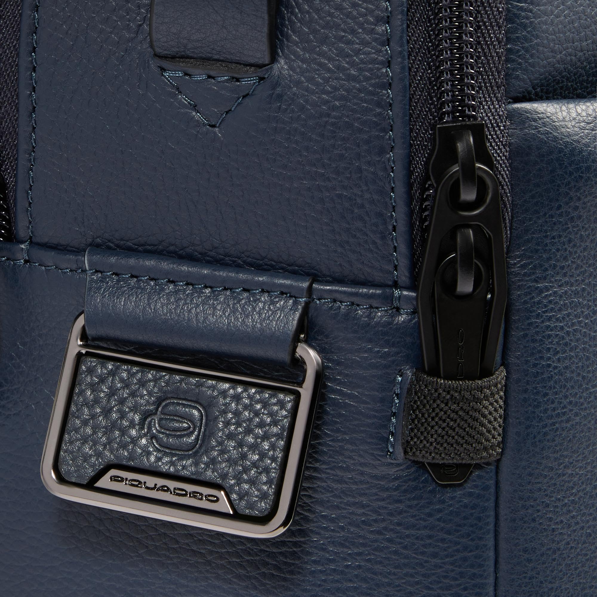 PIQUADRO – Borsa - Porta Pc 15,6" – Elegante e Professionale - In Pelle – Uomo