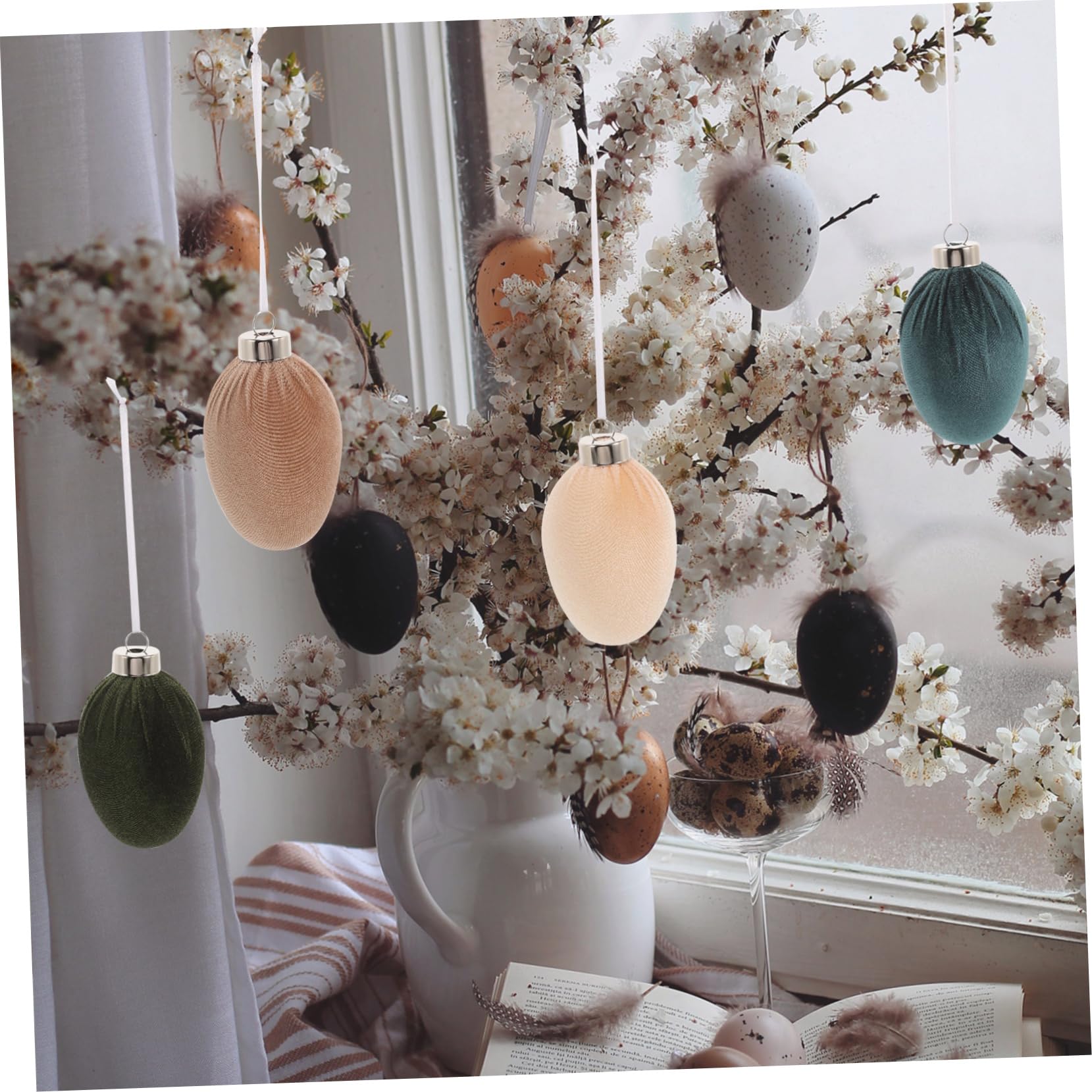 Zerodeko 12 Stück Ostereier Deko zum Aufhängen aus Samtigem Kunststoff Elegante Osterschmuck Hängeornamente für Festliche Osterdekoration und Feierlichkeiten