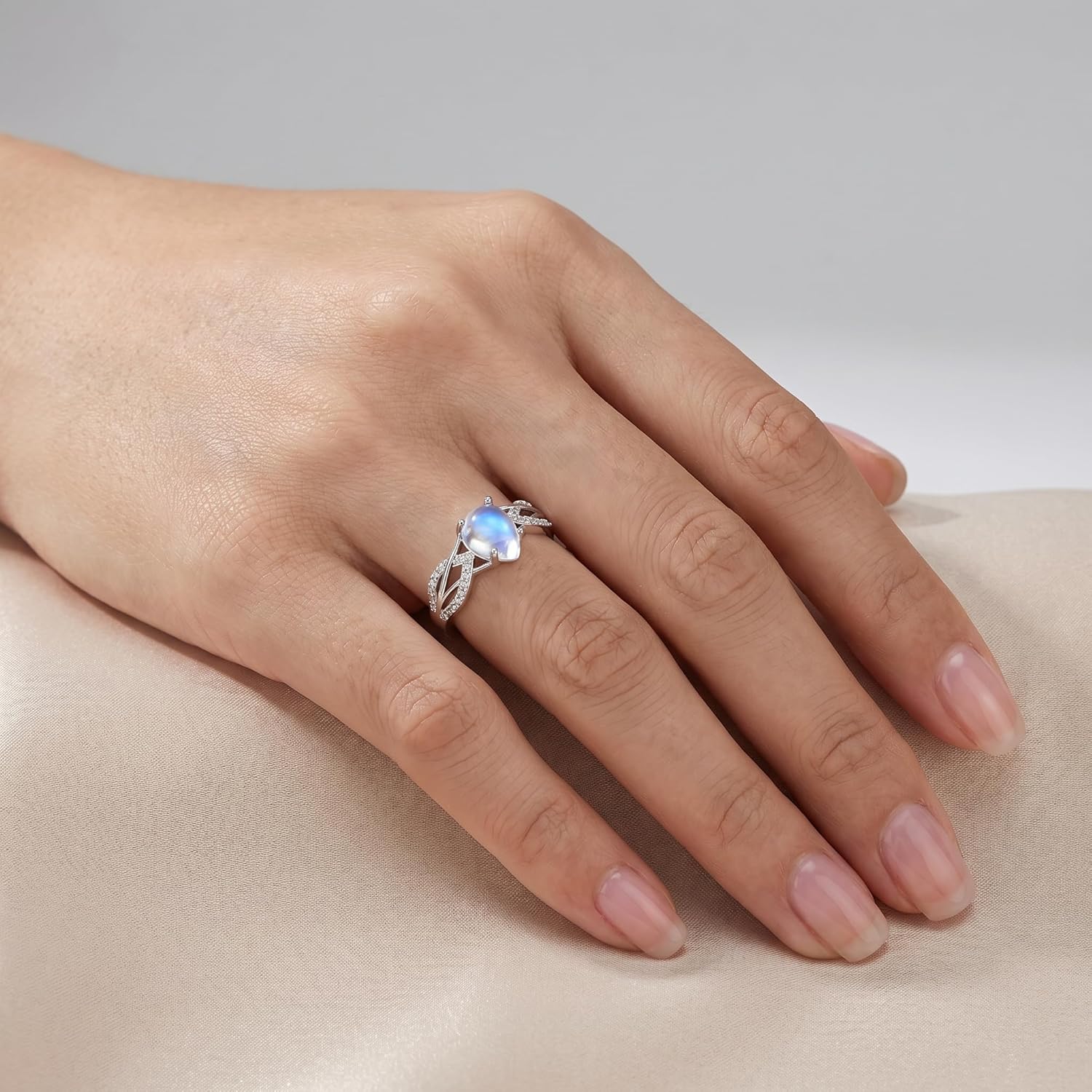925 Sterling Silver Pear-Shaped Moonstone Ring for Women, Bohemian Infinity Knot Design, Celestial Vintage Jewelry, Gift for Her, Size 6-10