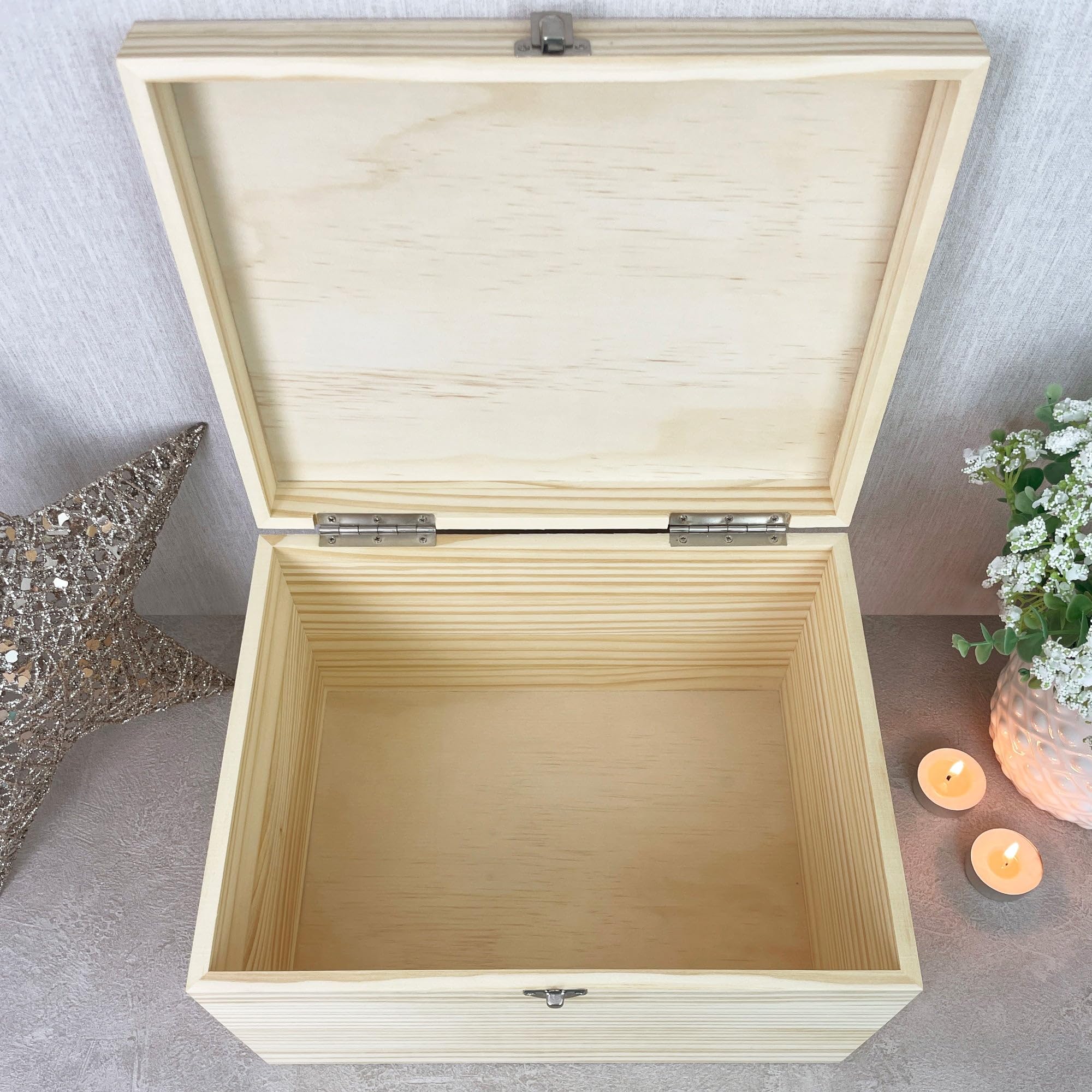 Caja de recuerdos personalizable con texto en inglés "In Loving Memory" (36 x 26,9 x 20 cm)