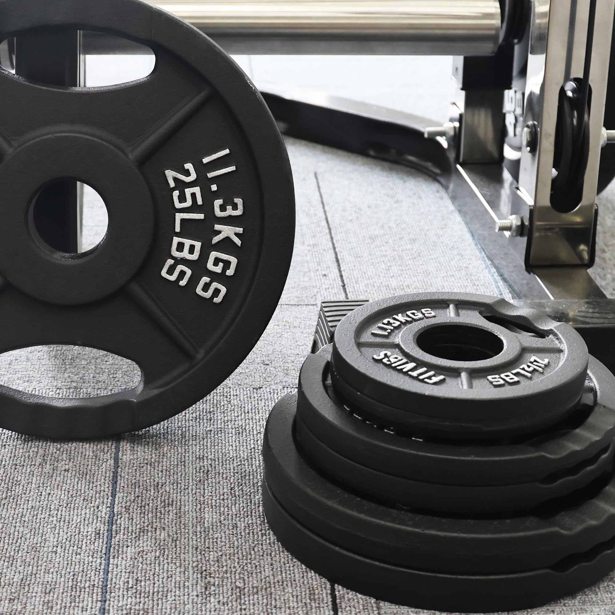 Signature Fitness Olympic Plaque de poids en fonte de 5,1 cm pour la musculation et l'haltérophilie, style à deux trous, ensemble de 15,9 kg