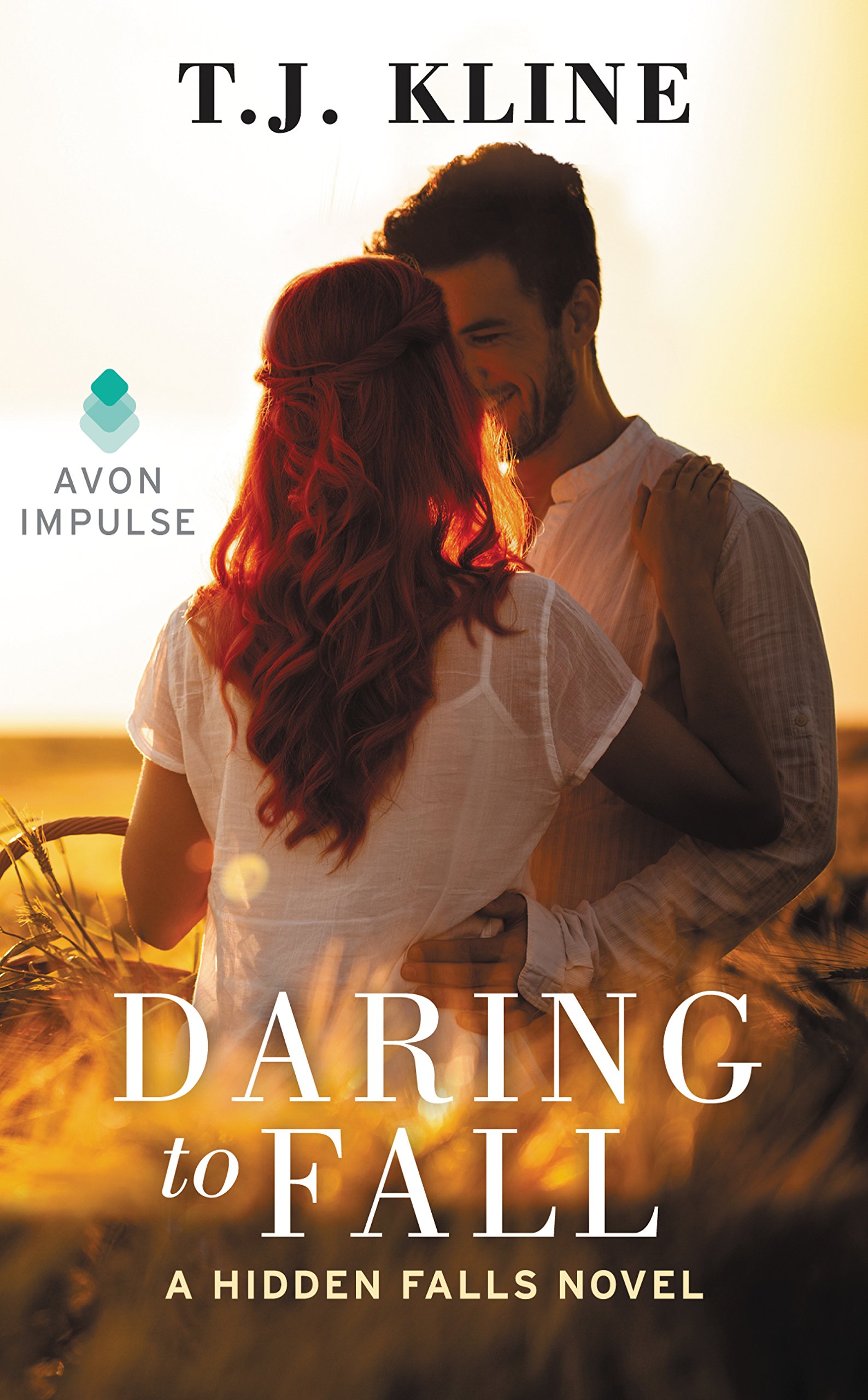 Daring to Fall (Hidden Falls Book 2)