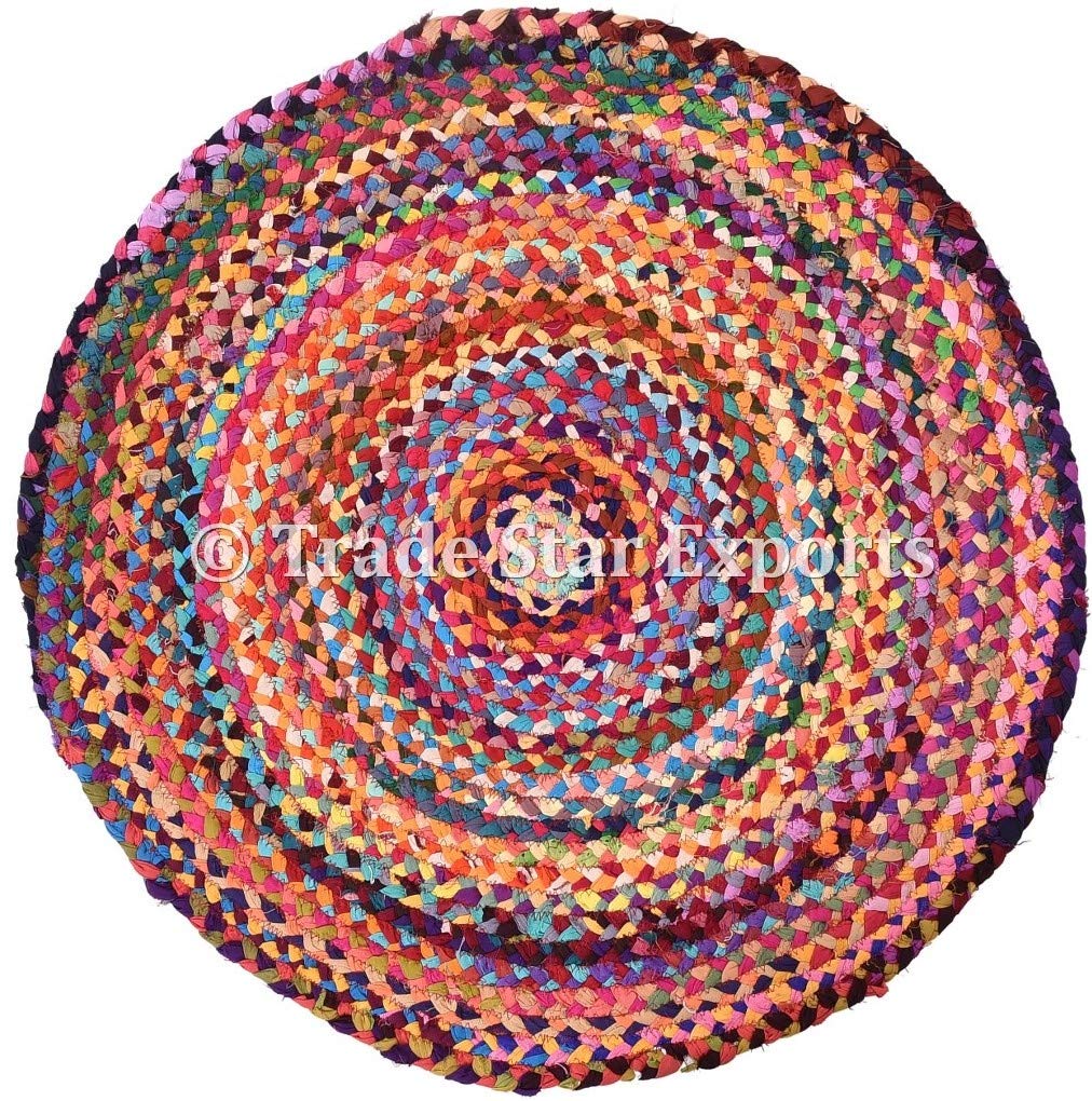 Tapis de sol indien ethnique multicolore pour créer un coin lecture cosy dans la chambre