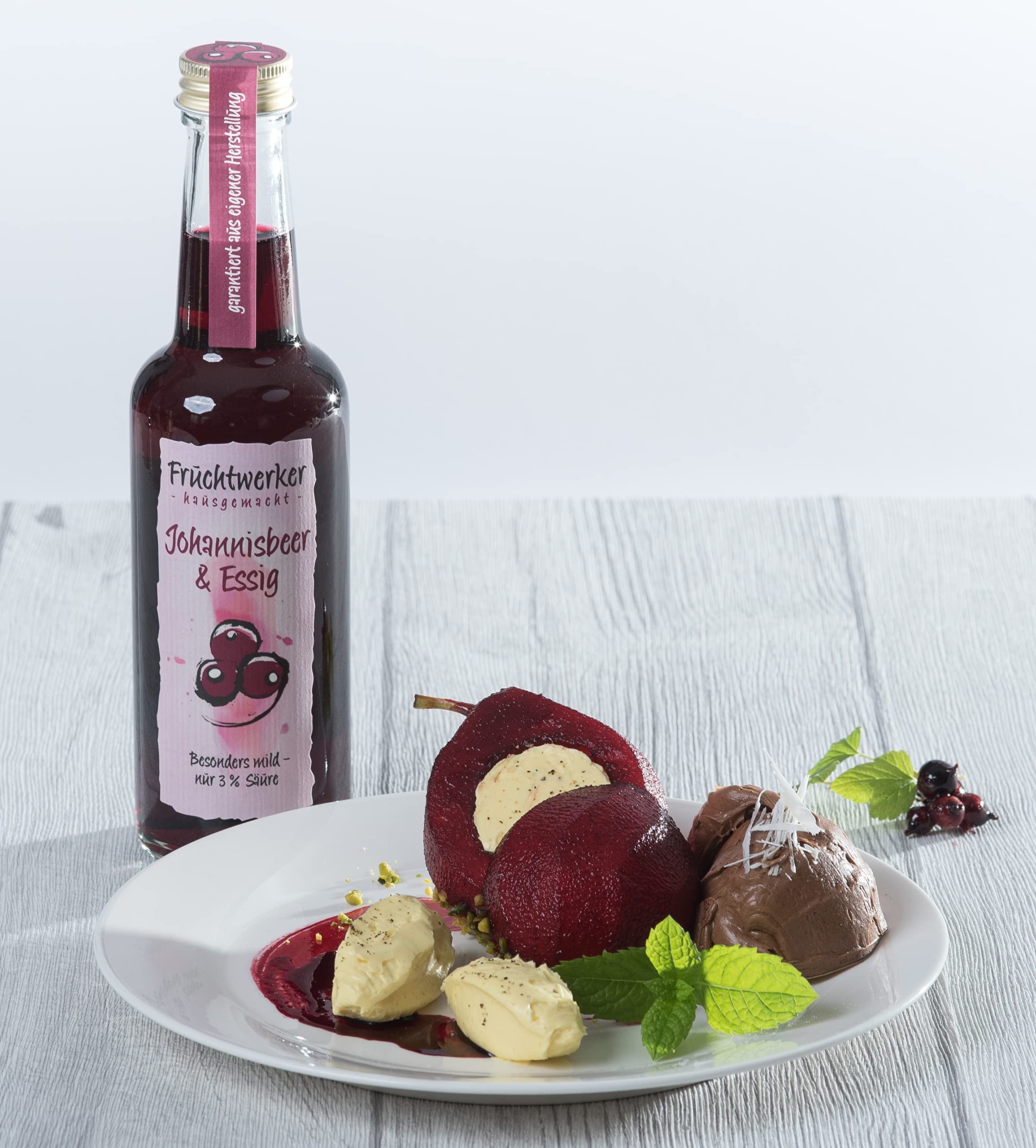 Fruchtwerker Essig und Frucht Set I Verschiedene Sorten I Fruchtig I Fruchtessig I Essig-Set I Rein Pflanzlich I Süß I In Glasflaschen (Blaubeere + Johannisbeere + Brombeere)