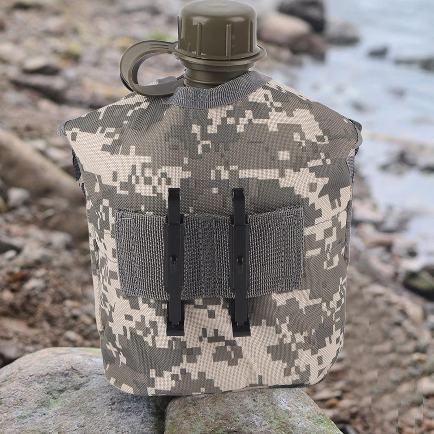 flexman Portable Lightweight Military Canteen, 1L Camouflage Kettle Water Bottle with Aluminum Lunch Box Set for Camping Hiking Climbing Fishing Travel