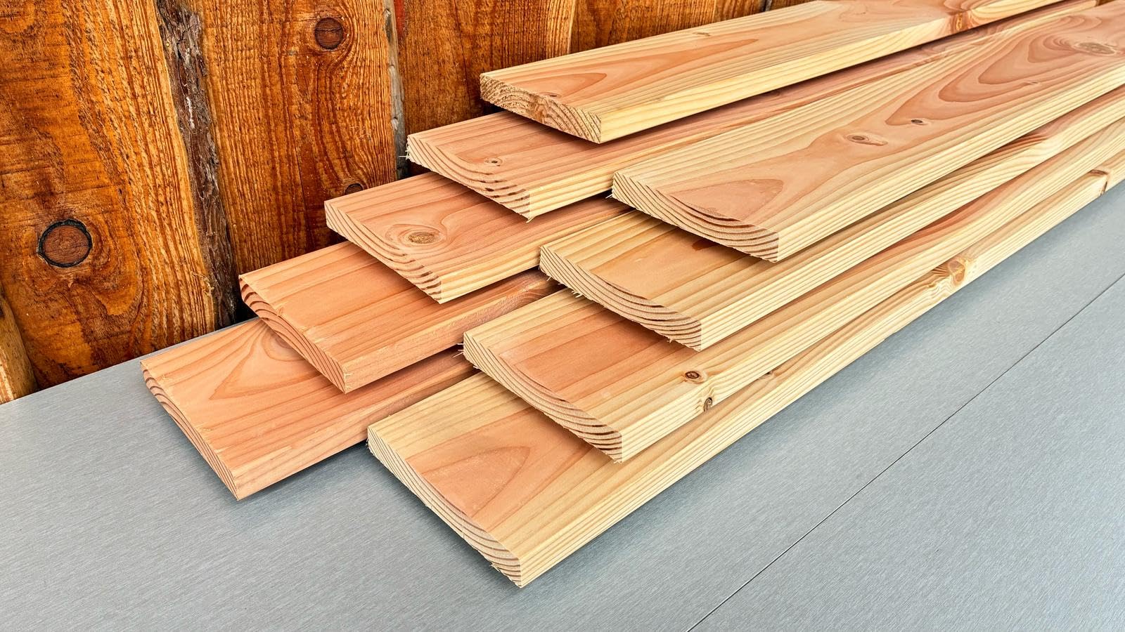 Douglasie Brett 4-fach gehobelt 14,5 x 2 cm x 150 cm Länge - Terrassendiele Bohle Fassadenholz Glattkantbrett (8 Stück)