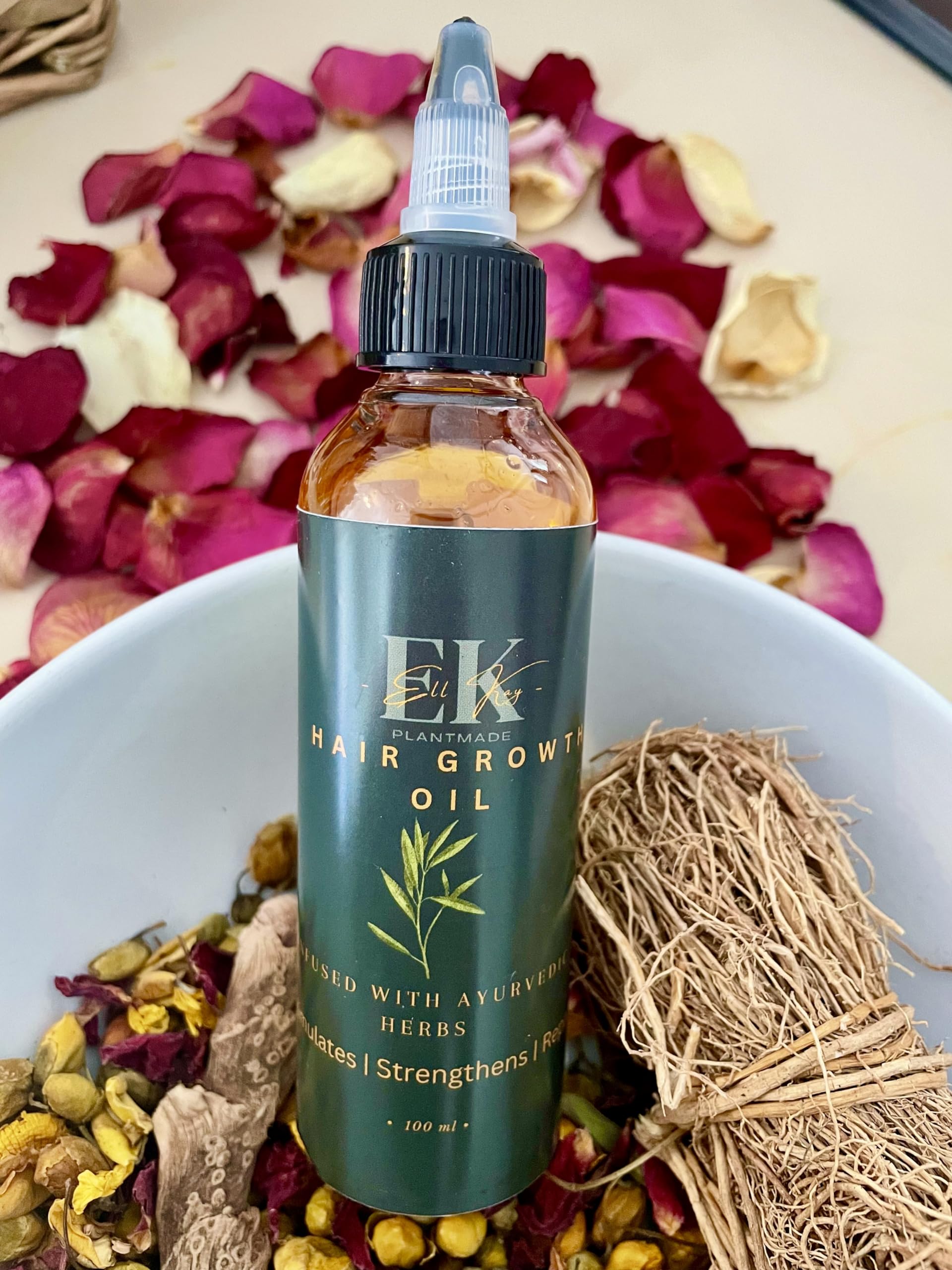 EK Plantmade Ayurvedic Hair Growth Oil. Nourishes and relieve dry, itchy and sensitive scalp. Eliminates Dandruff - Image 2