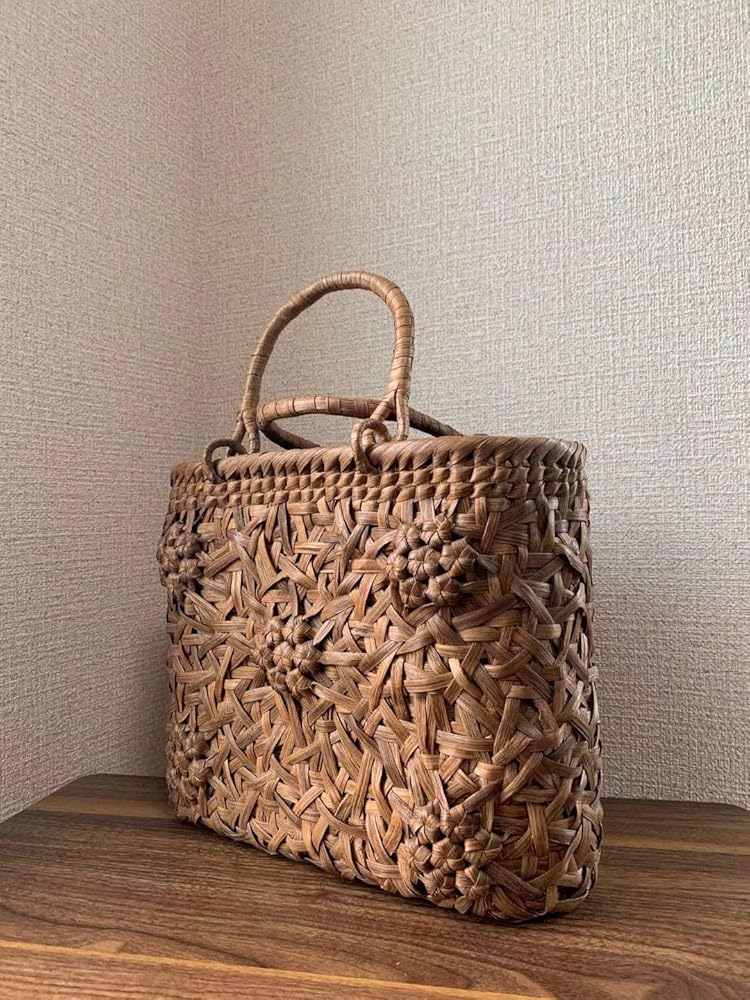 山葡萄　山葡萄かごバッグ　手作り　山葡萄籠バッグ　乱れ編み、花編み　内布あり Amazon | 山葡萄籠バッグ 手作り 山葡萄かごバッグ 内布あり【乱れ編み