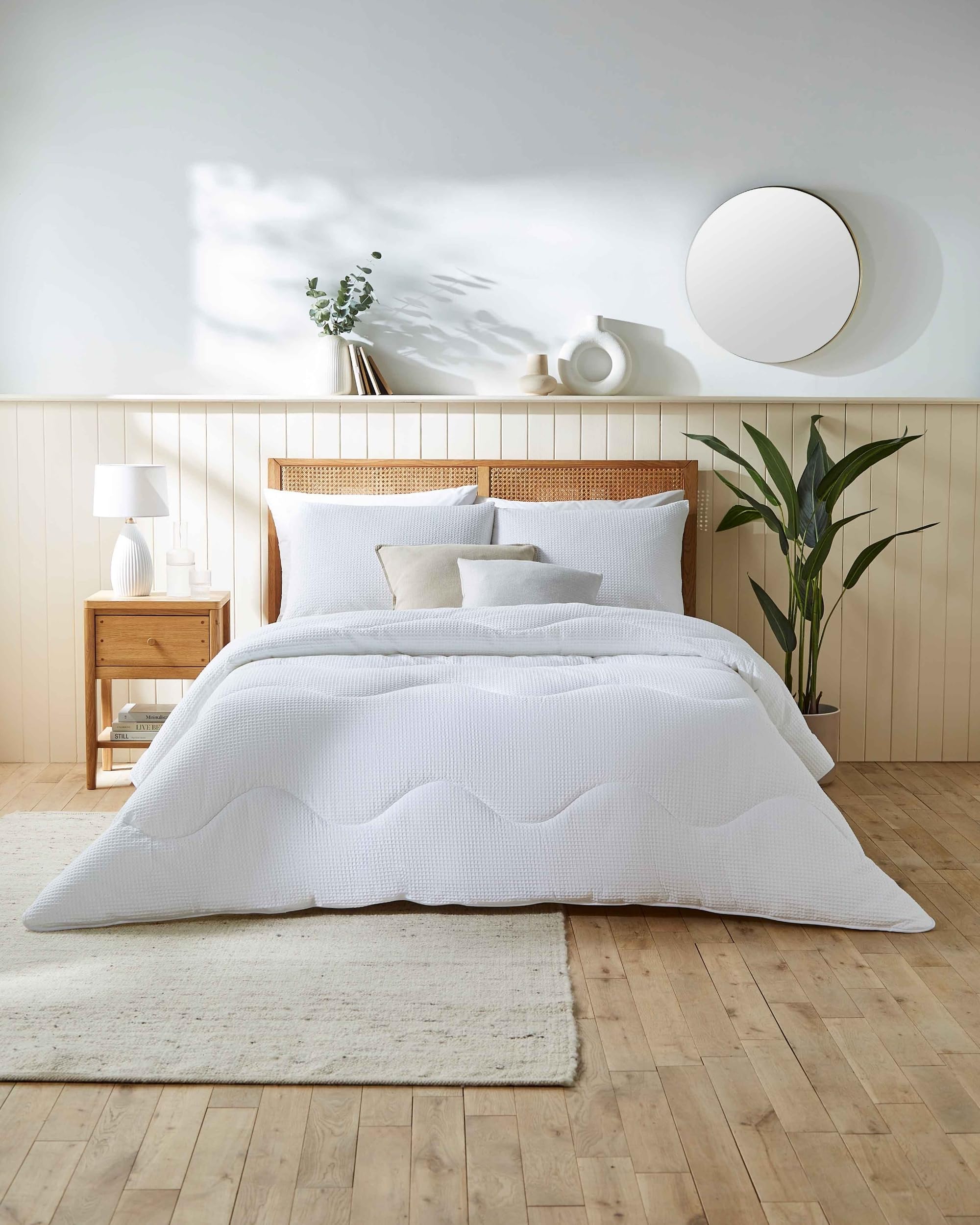 Night Lark Coverless Duvet Cotton Waffle Collection – Coverless Duvet King Size 4.5 Tog with Advanced Smartfil® Fibre, Machine Washable, Hypoallergenic – White, King Bed Size