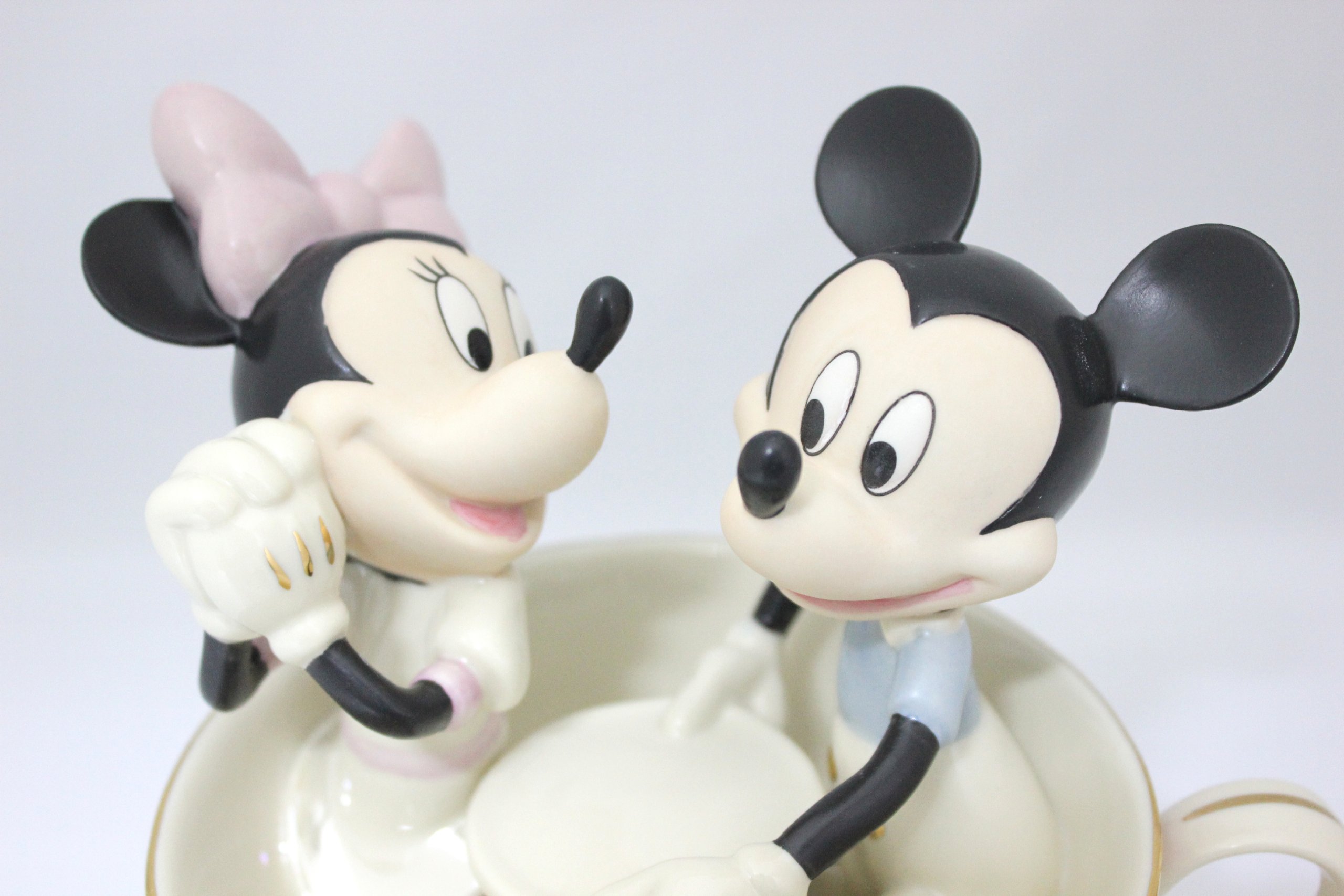 Amazon.co.jp: 【Disney】ミッキーズ ティーカップ トアール 置物 Amazon.co.jp: 【Disney】ミッキーズ ティーカップ トアール 置物