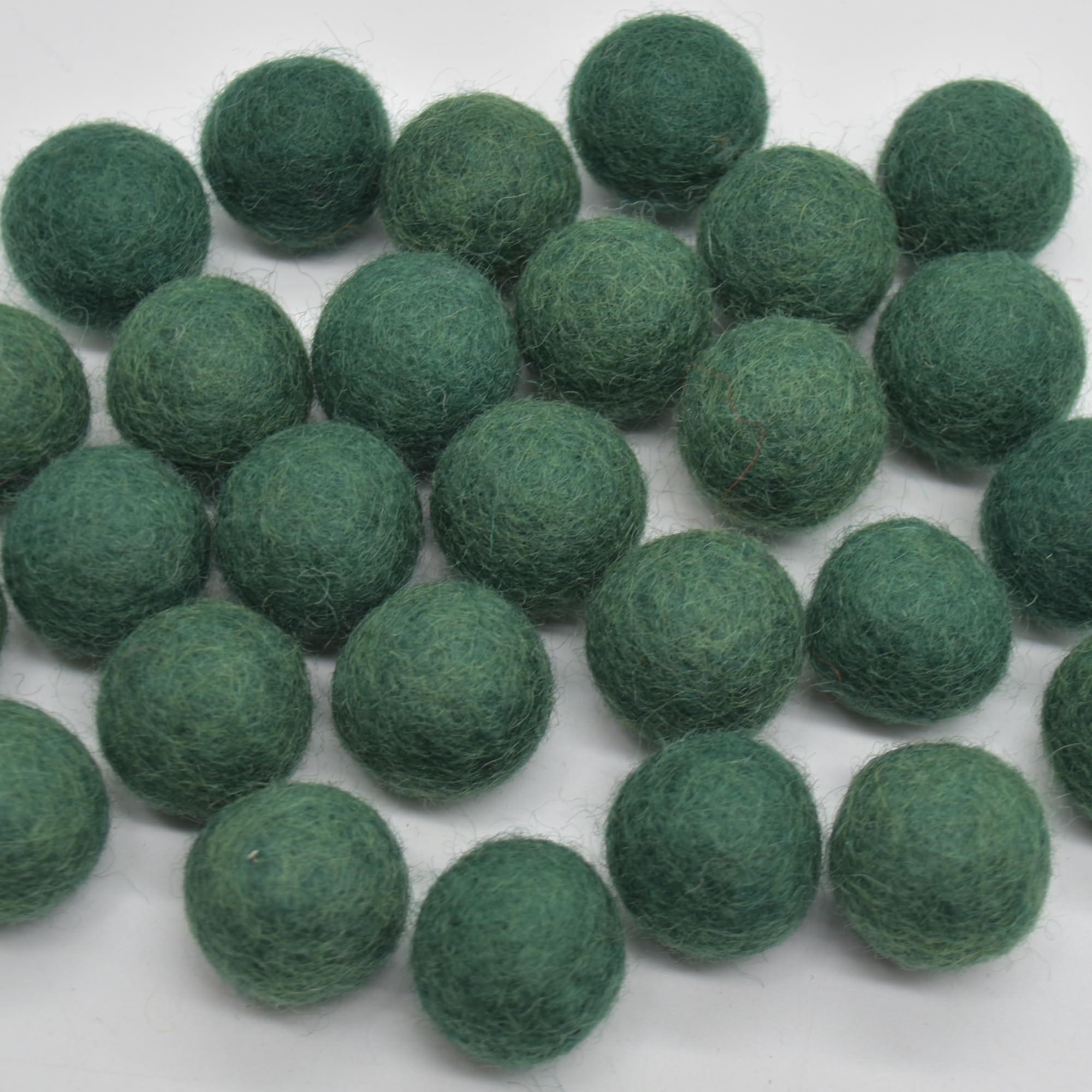 100% Wool Felt Balls 2cm - 100 Count - Dark Green