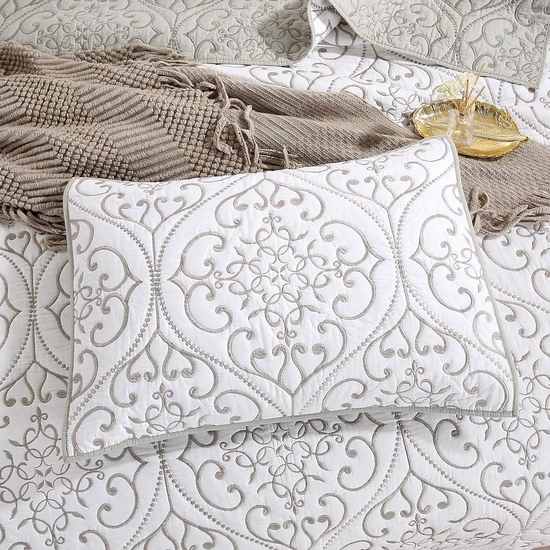 vctops 3-Piece Vintage Embroidery Bedspread Quilt Set Twin Size 100% Cotton Reversible Ultra Soft Lightweight Coverlet Set for All Season (Grey,Twin)