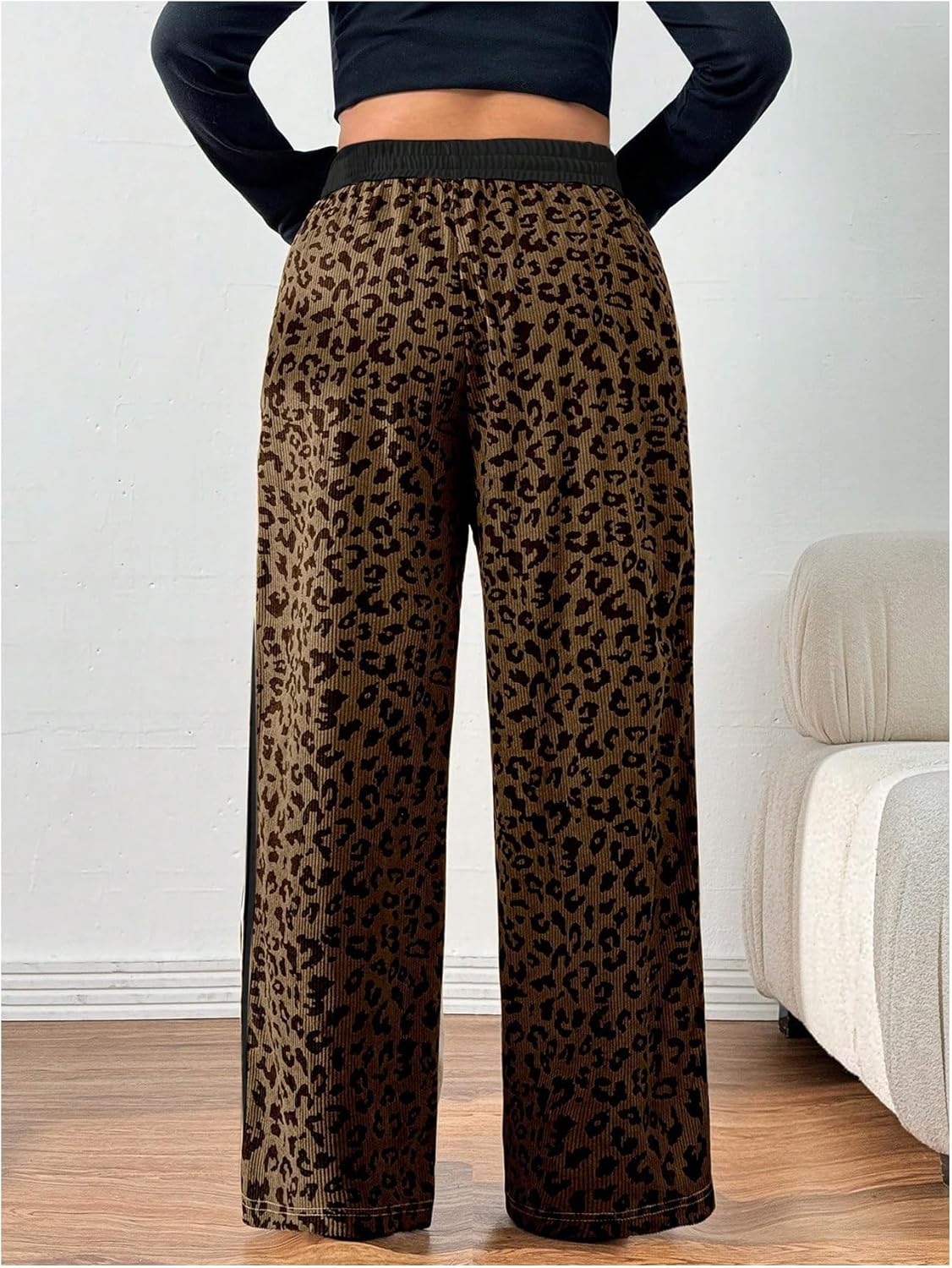 SHENHE Women's Plus Size Cheetah Print Baggy Sweatpants Wide Leg Drawstring High Waist Sweatpants - Image 2