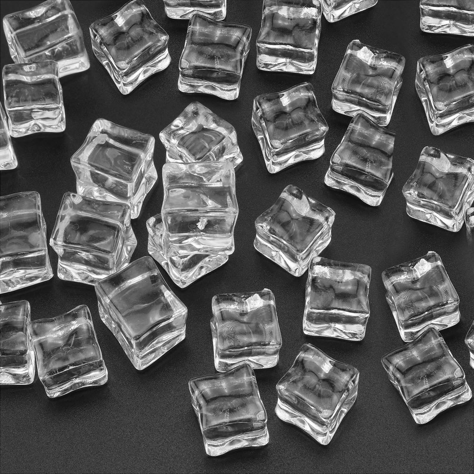 Fake Ice Cubes 100 Pack Clear Ice Cube Decorative Ice Rocks Square Artificial Crystals Vase Rock Fake Diamonds for Vase Fillers Table Decoration Wedding Display Photography Props 1.7x1.7cm