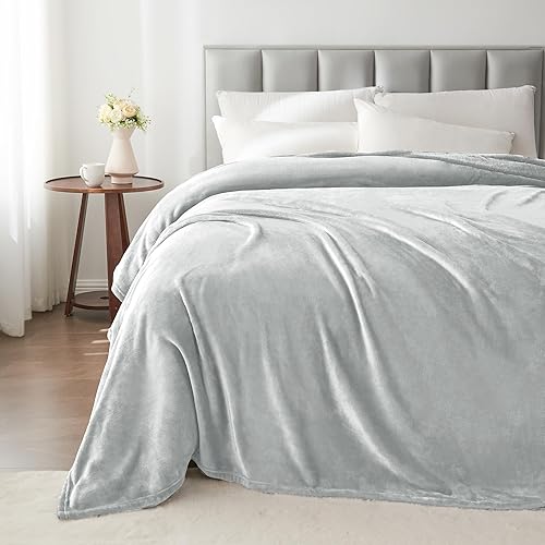 Miniatura 368 de BEDELITE Fleece Blanket White Throw Blanket for Couch & Bed, Luxury Plush Cozy Fuzzy Blanket 50" x 60", Super Soft Warm Lightweight Throw Blanket