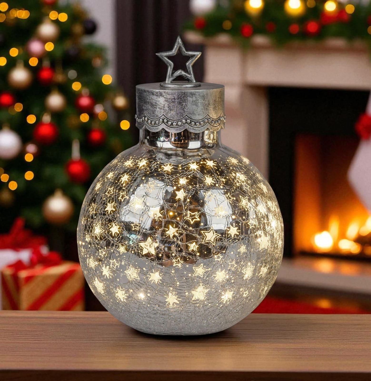 formano LED Deko-Kugel 30cm Silber Sterne Glaskugel mit Timer 6h/18h beleuchtet - Batteriebetrieben - Herbst Winter Weihnachtsdeko für Tisch Regal Fensterbank