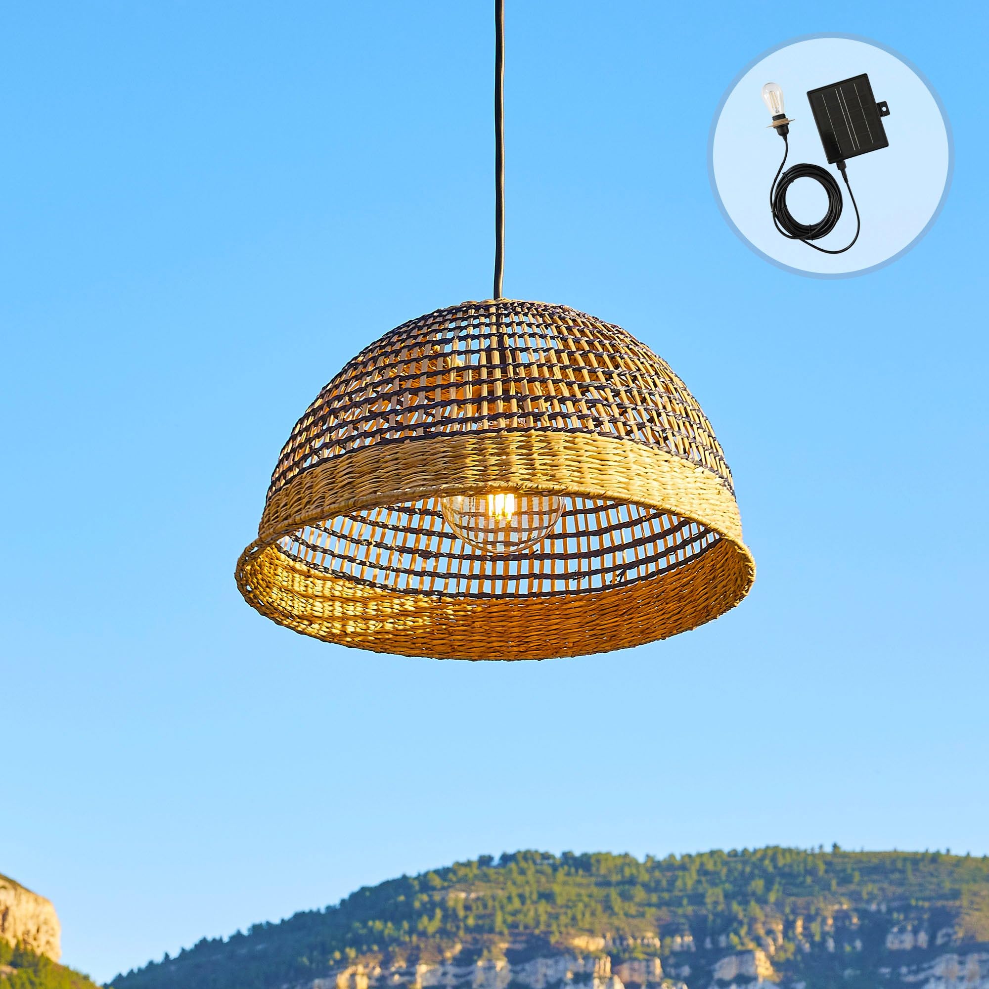Suspension solaire CESARE SOLAR en herbe marine avec câble hybride secteur et solaire 5m