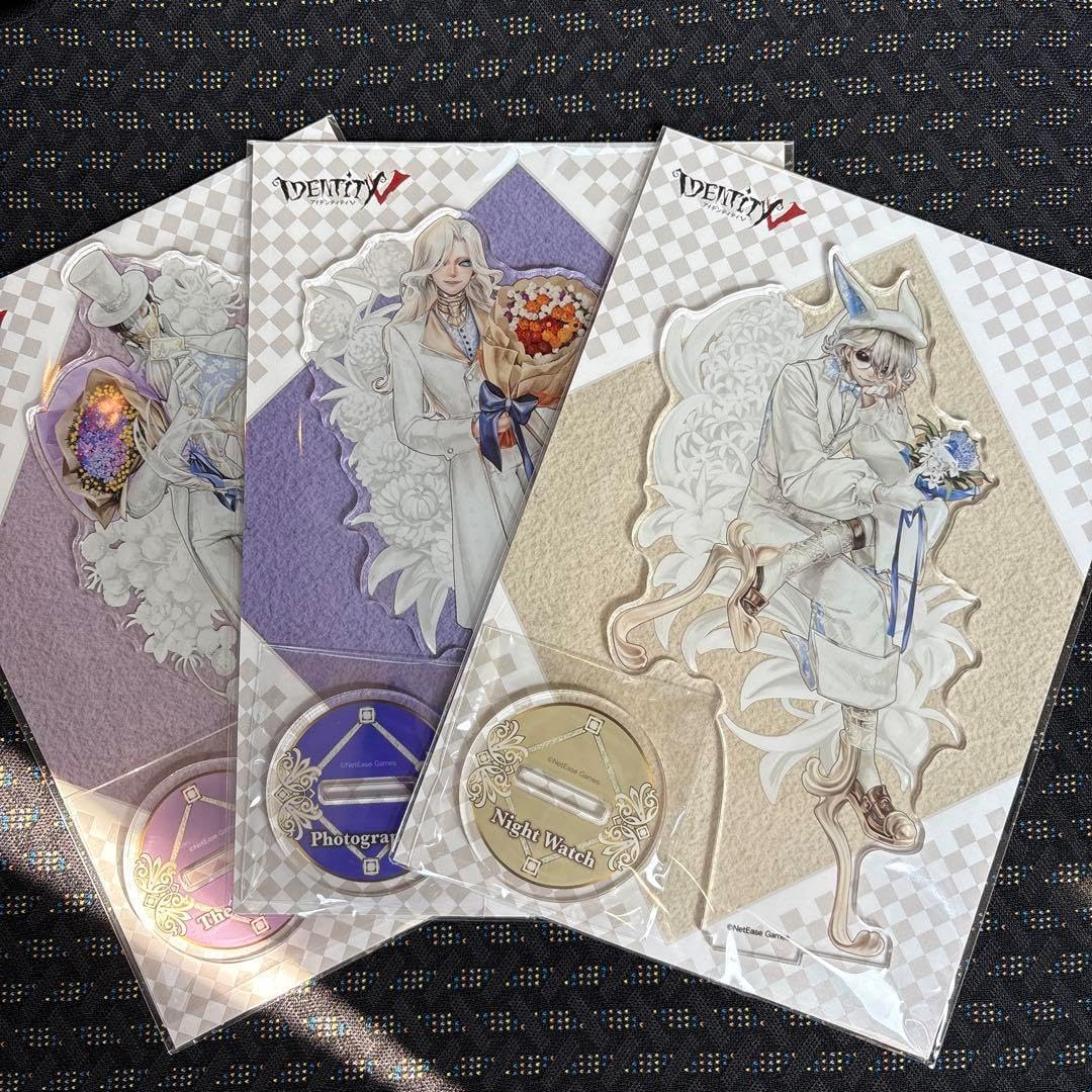 ファミリーマート ファミマ 第五人格 ホワイトデー アクスタ 缶バッジ