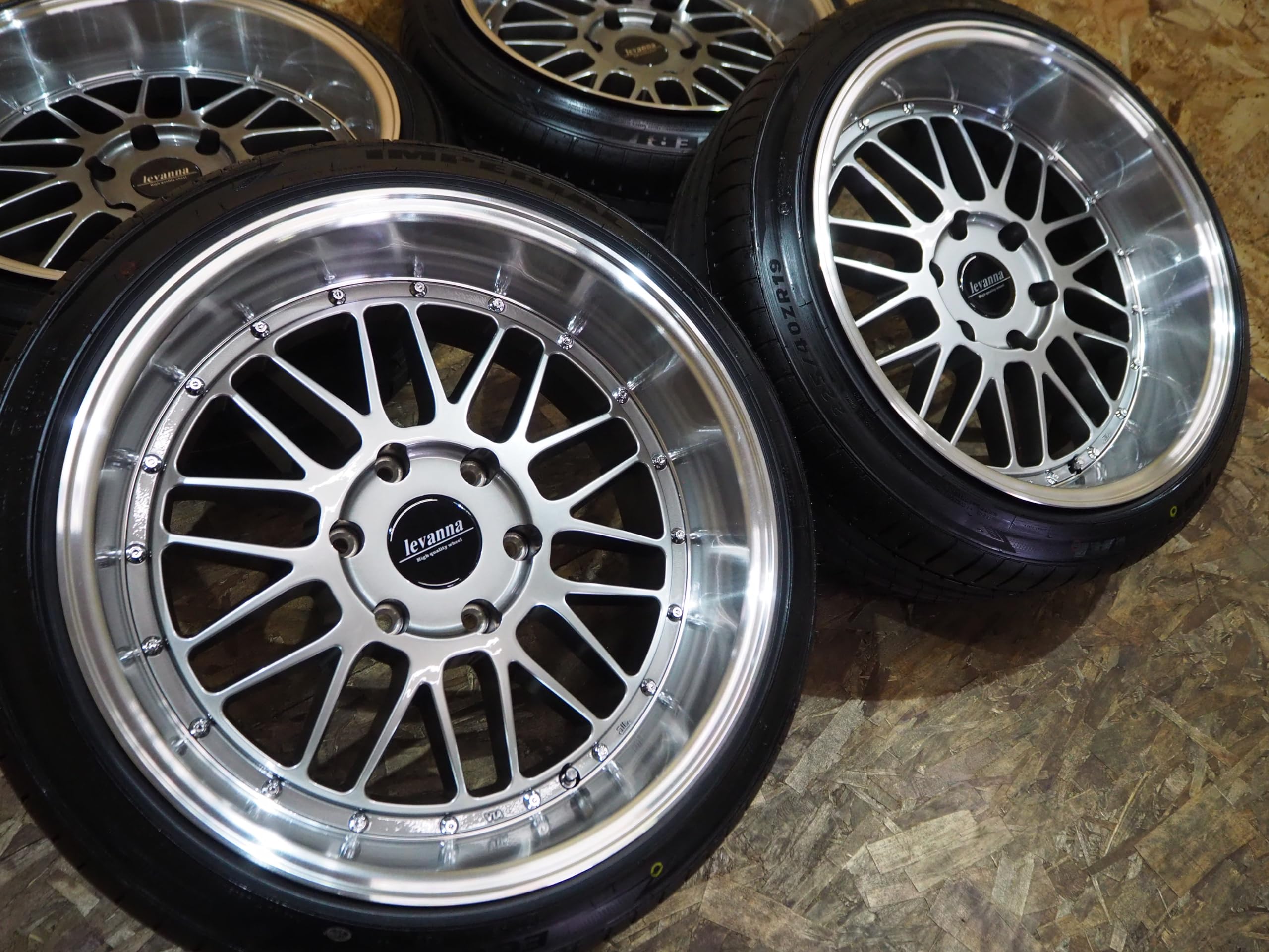 Amazon.co.jp: 輸入タイヤ付き levanna V10 LTH レヴァンナ エルティー