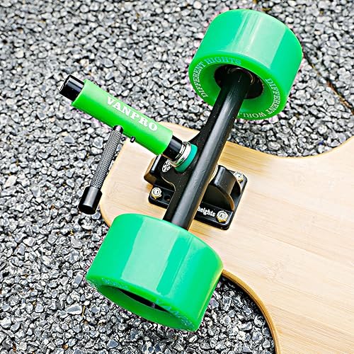 Vista 55 de Vanpro Herramienta de patinaje todo en uno. Se utiliza para la instalación y mantenimiento de varias patinetas y patines, etc.