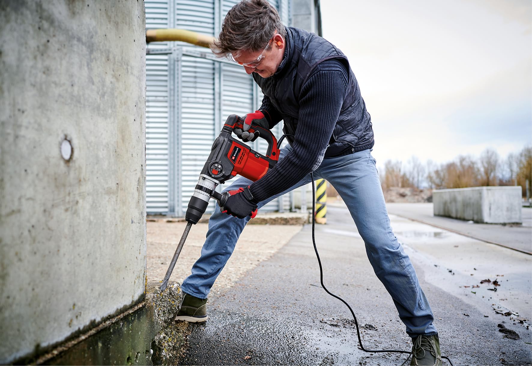 Einhell martillo perforador TE-RH 40/15 3F +2 | 1050 W | mecanismo percutor neumático | intensidad de impacto 15 J | antivibración | SDS-Max | cincel plano y cincel de punta