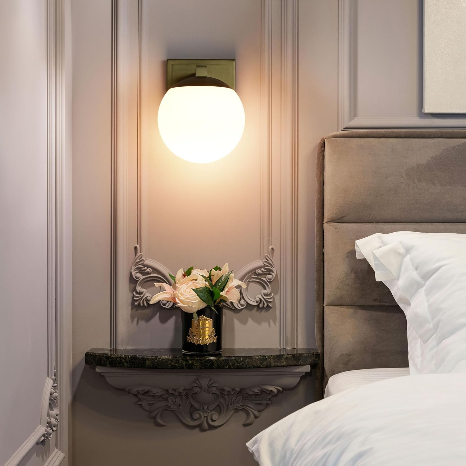 Aged Brass Wall Sconce Light, Modern Sconces Wall Lighting, 1 Light Globe Bathroom Vanity Lighting with Opal Glass Shade, Wall Light for Bedroom Bathroom Living Room Entryway Hallway