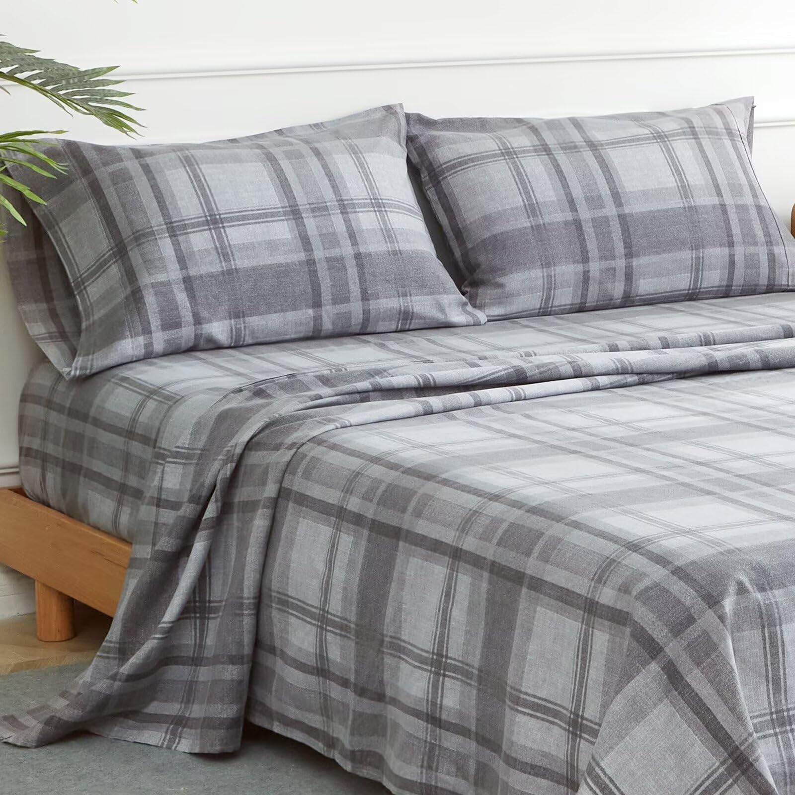 Queen Sheets Set 4 Pieces Microfiber Bed Sheets Set Breathable Soft Bedding Sheets Set with Deep Pocket Double