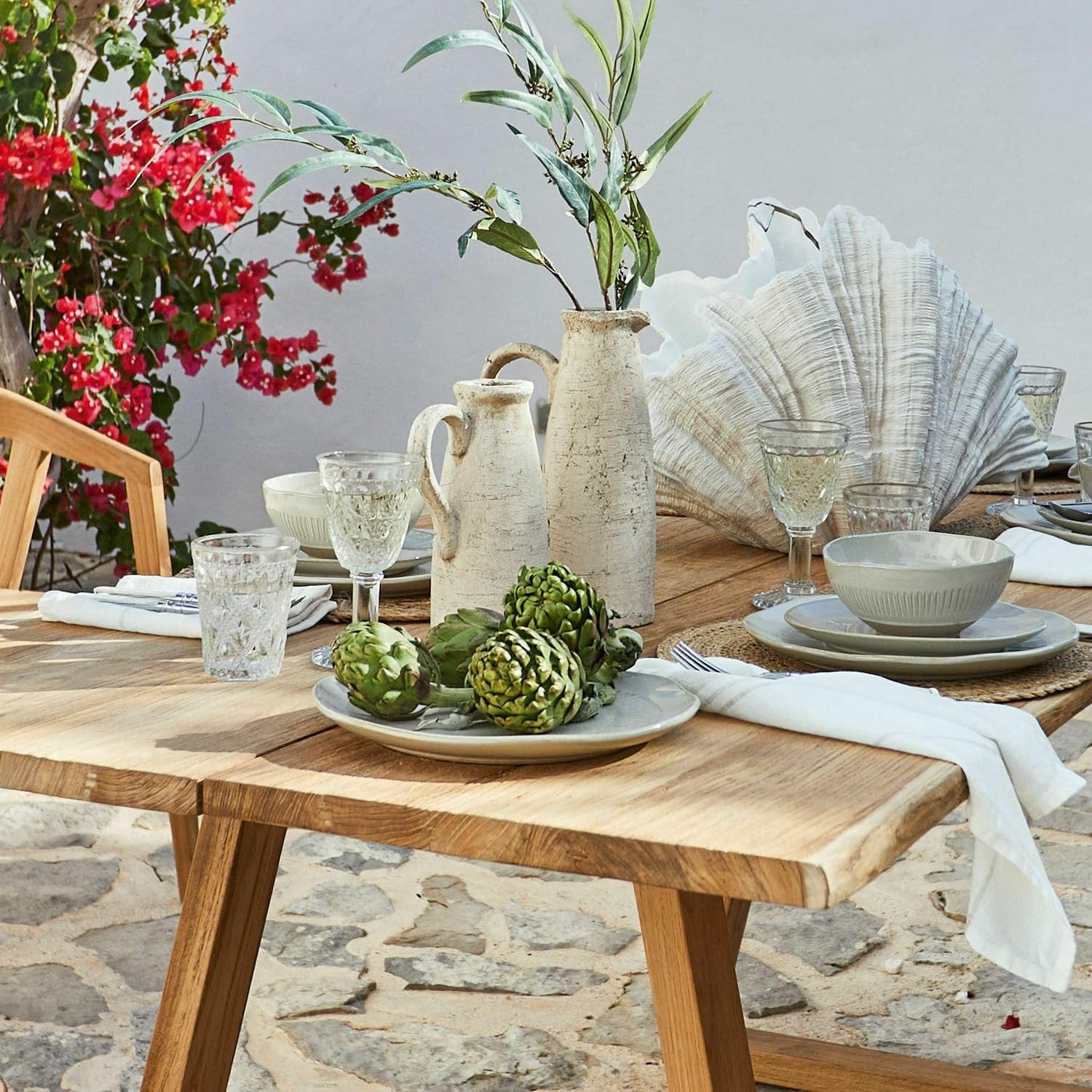Loberon Deko-Krug 2er Set Lilette, Zwei Größen, für Trockenblumen Geeignet, Echte Handarbeit, Dekoration, Wohn-Accessoires, Terrakotta, antikbeige