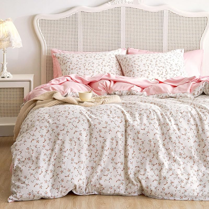 Wake In Cloud - Floral Comforter Set, Coquette Cottagecore Aesthetic Cute Flower Pattern for Women Teen Girls, Soft Lightweight Dorm Bedding, 3 Piece, Pink, Full Size image 3